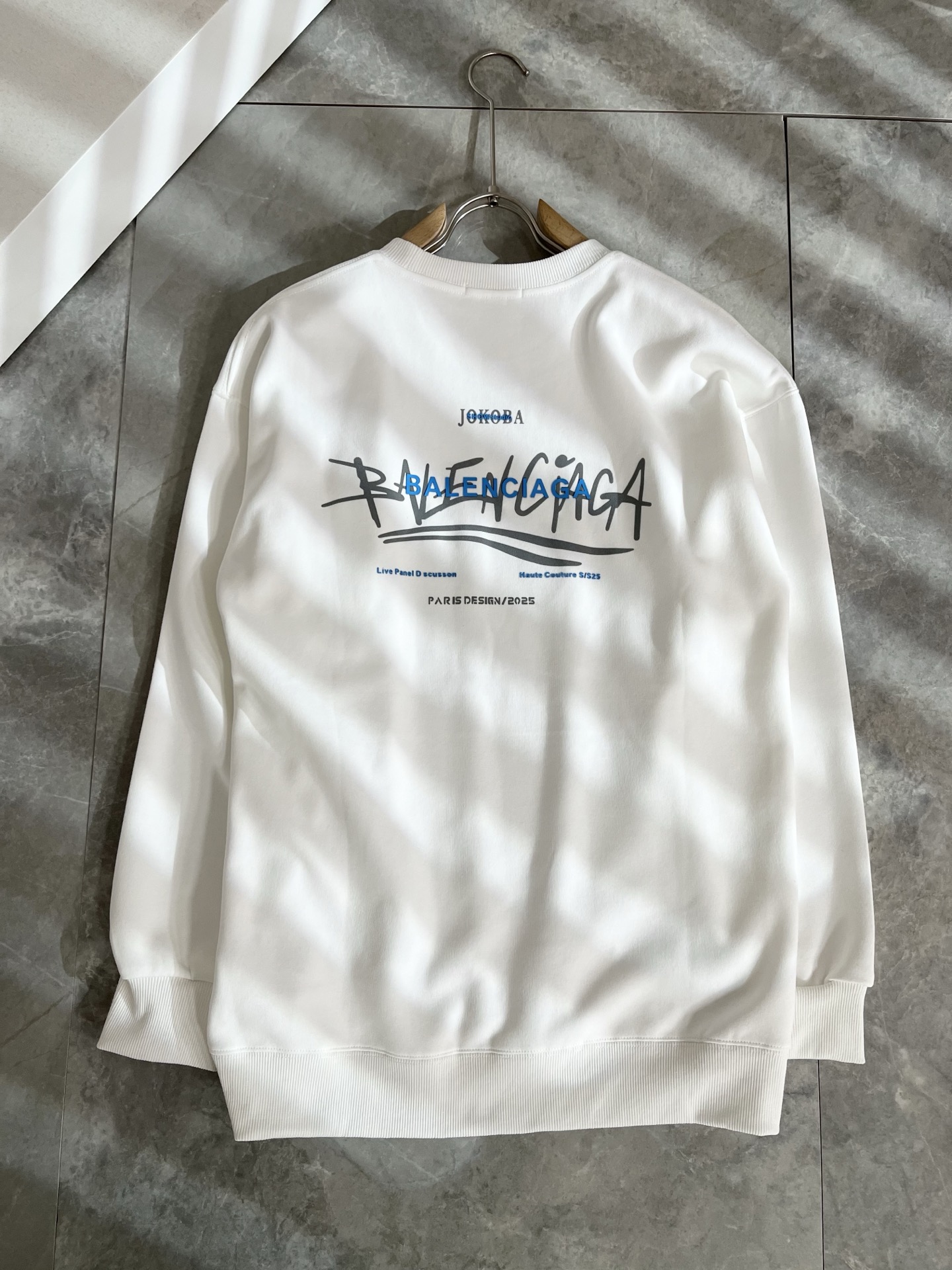 BALENCIA*巴黎*家 2025秋冬最新款百搭卫衣，男女同款👫❤️经典标志图案字母logo图案压胶工