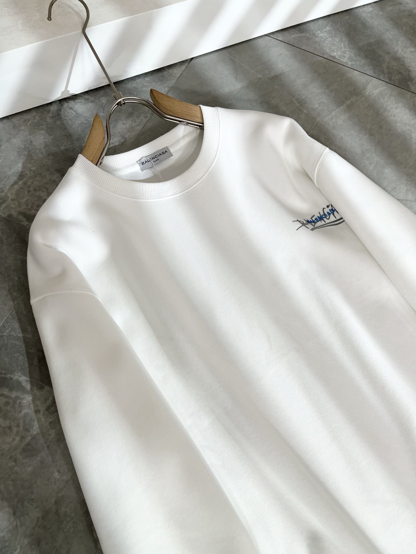 BALENCIA*巴黎*家 2025秋冬最新款百搭卫衣，男女同款👫❤️经典标志图案字母logo图案压胶工