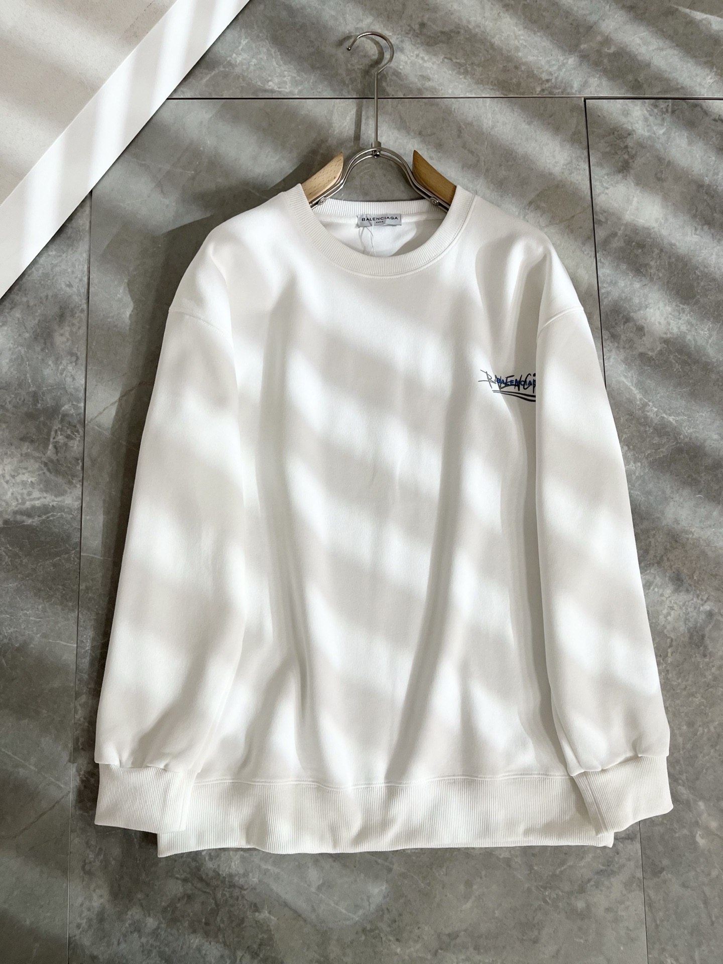 BALENCIA*巴黎*家 2025秋冬最新款百搭卫衣，男女同款👫❤️经典标志图案字母logo图案压胶工