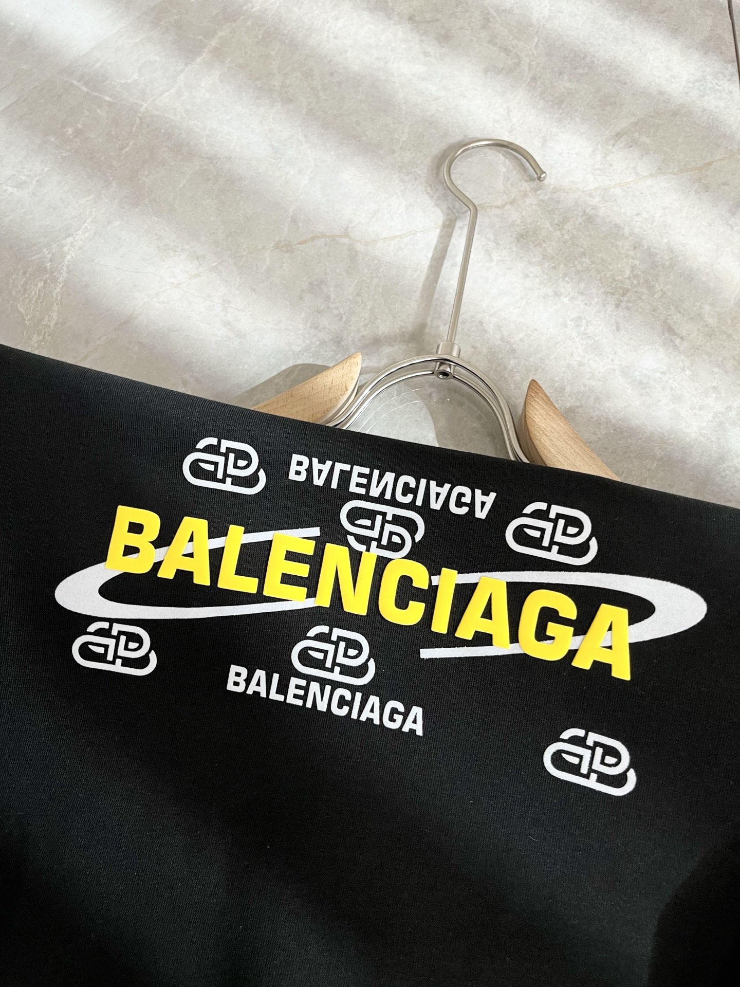 BALENCIA*巴黎*家 2025秋冬最新款百搭卫衣，男女同款👫❤️经典标志图案字母logo图案压胶工