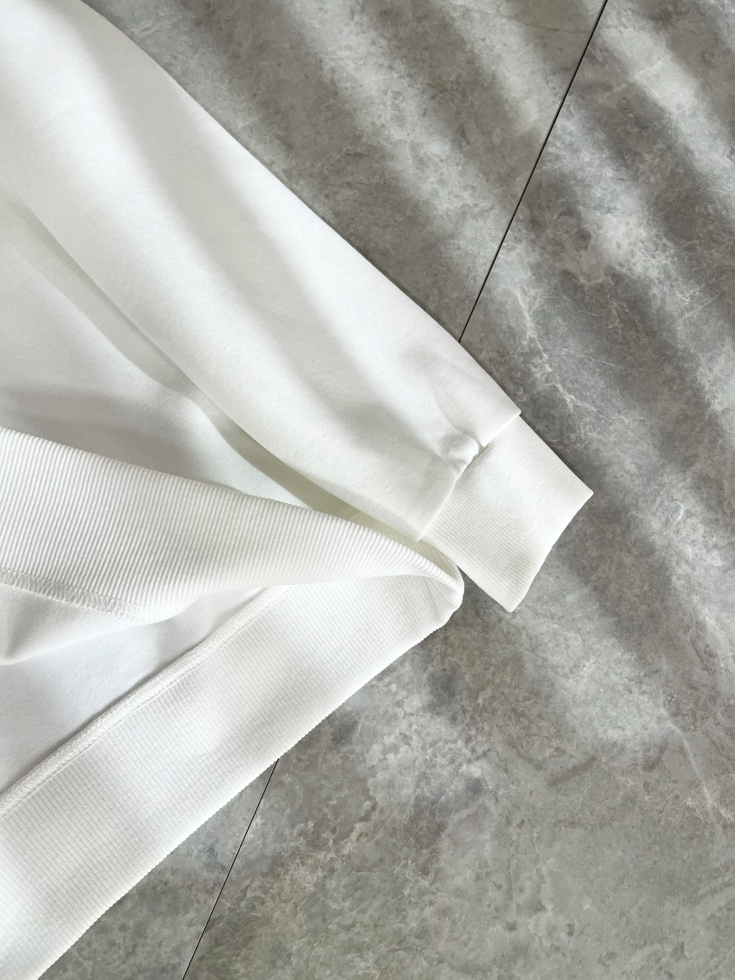 BALENCIA*巴黎*家 2025秋冬最新款百搭卫衣，男女同款👫❤️经典标志图案字母logo图案压胶工