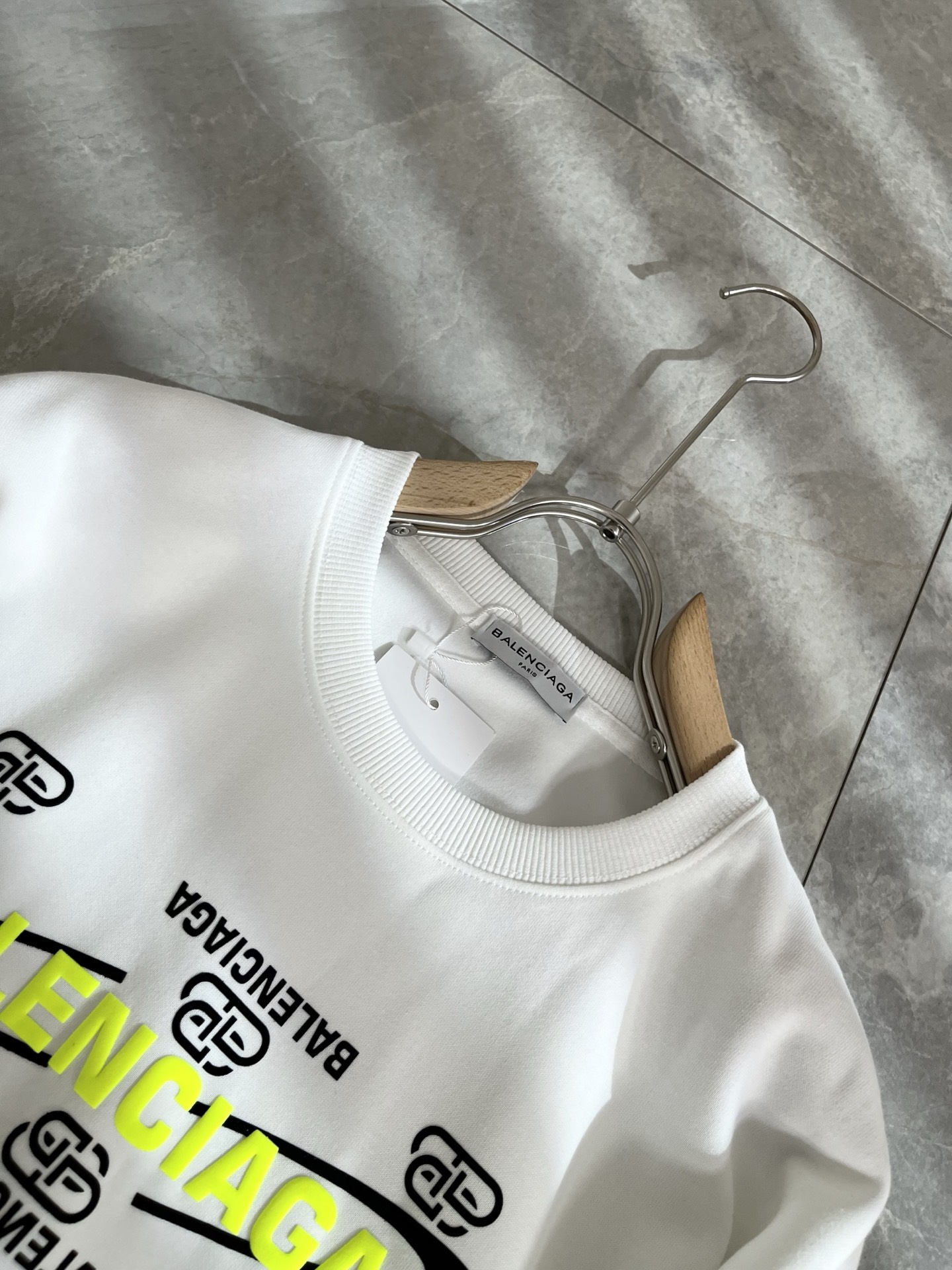 BALENCIA*巴黎*家 2025秋冬最新款百搭卫衣，男女同款👫❤️经典标志图案字母logo图案压胶工