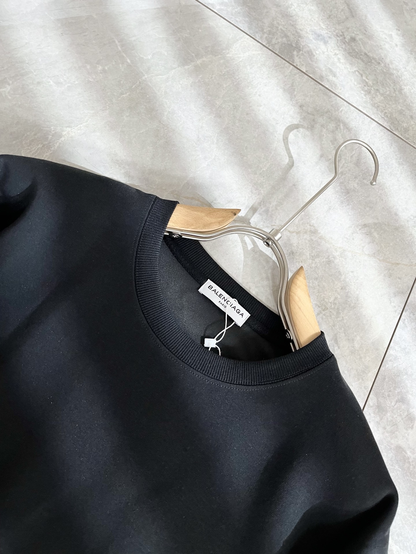 BALENCIA*巴黎*家 2025秋冬最新款百搭卫衣，男女同款👫❤️经典标志图案字母logo图案压胶工
