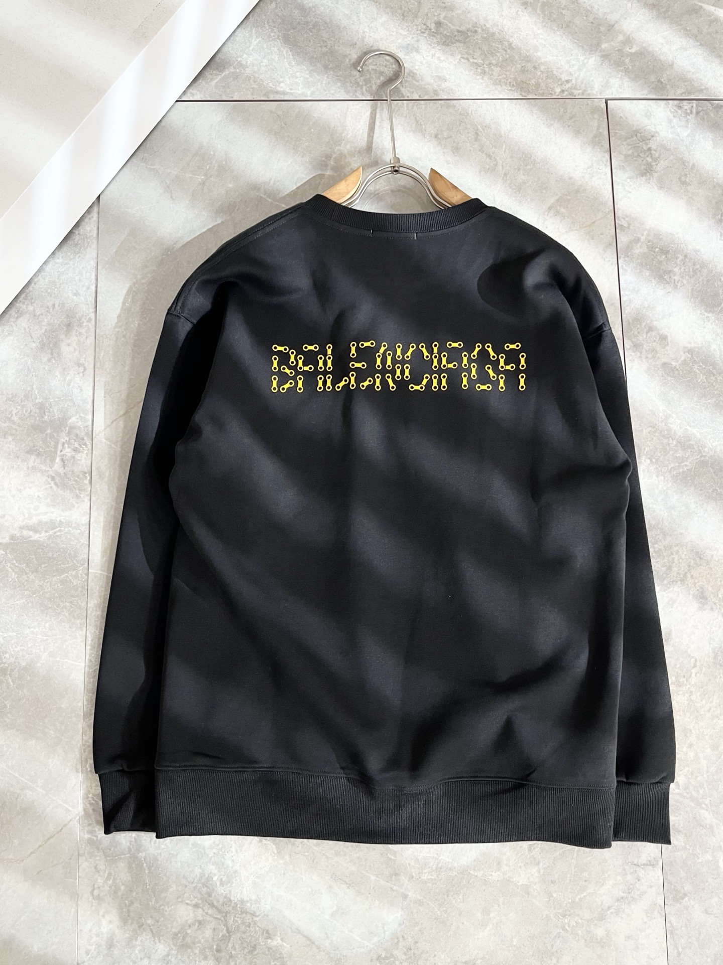 BALENCIA*巴黎*家 2025秋冬最新款百搭卫衣，男女同款👫❤️经典标志图案字母logo图案压胶工