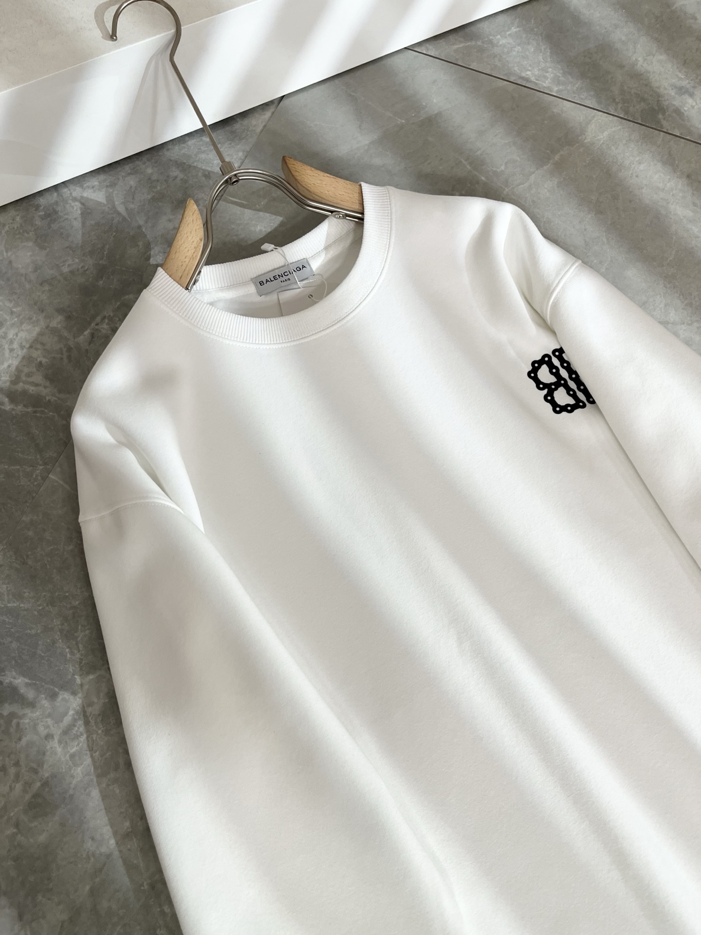 BALENCIA*巴黎*家 2025秋冬最新款百搭卫衣，男女同款👫❤️经典标志图案字母logo图案压胶工