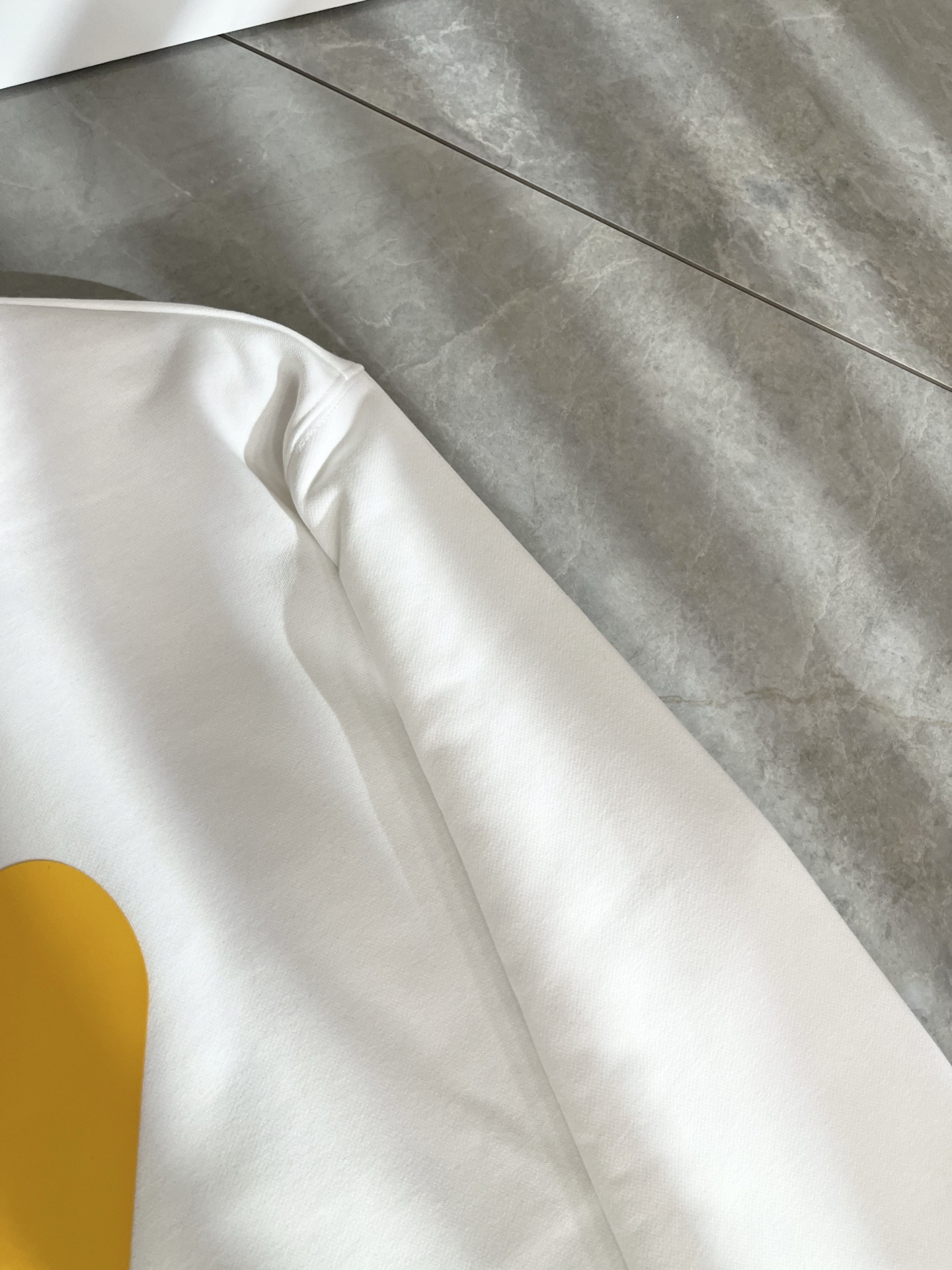 AMI 2025秋冬新款男女同款👫卫衣，最新款全网独家首上！！~既经典有时尚百搭，谁不爱啊，将经典再次展