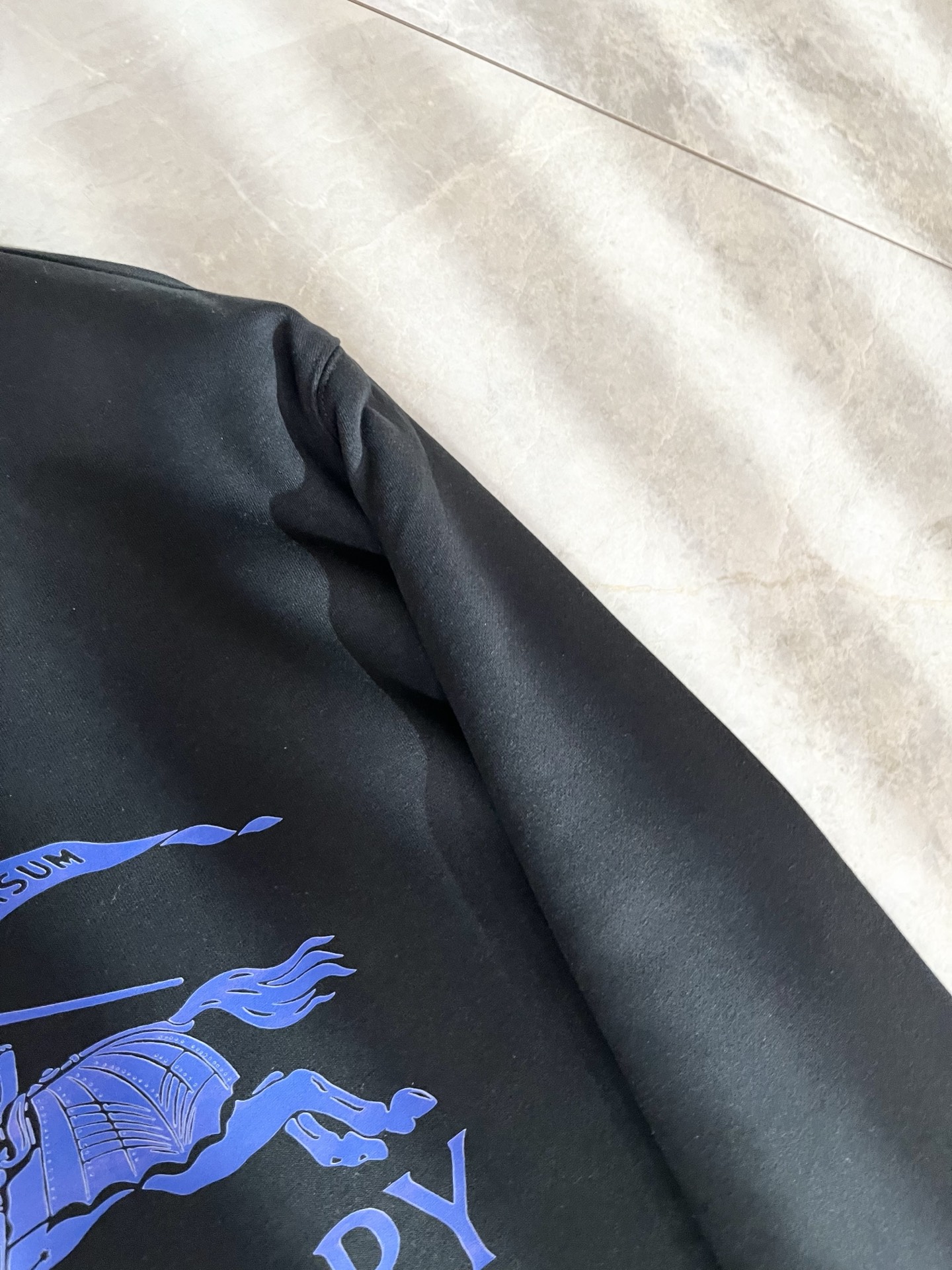 BURBER*Y巴*莉 2025秋冬新款男女同款👫基础休闲百搭棉质圆领卫衣，男女同款卫衣！贸易公司渠道稀