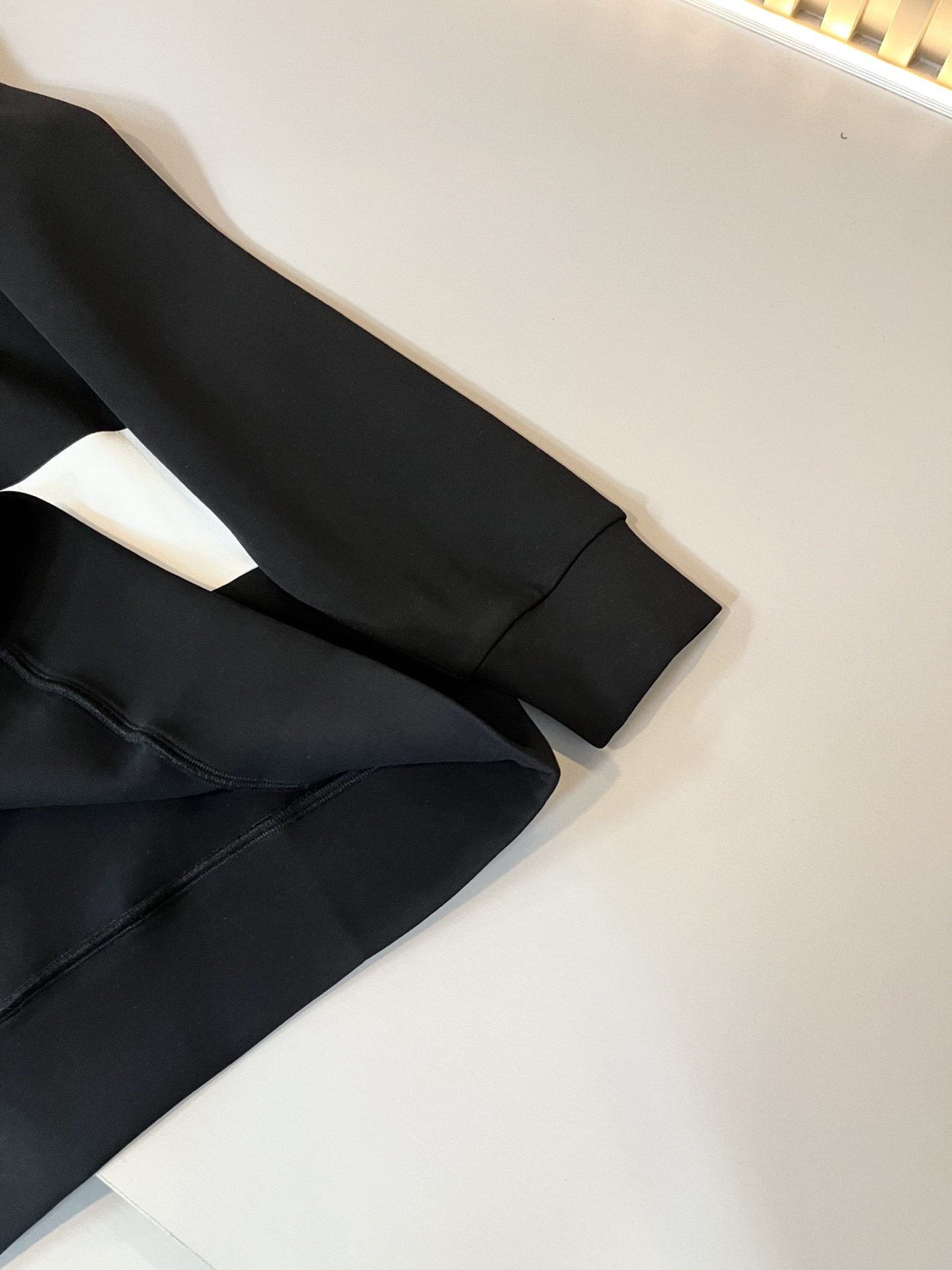 BURBER*Y巴*莉 2025秋冬新款男女同款👫基础休闲百搭棉质圆领卫衣，男女同款卫衣！贸易公司渠道稀