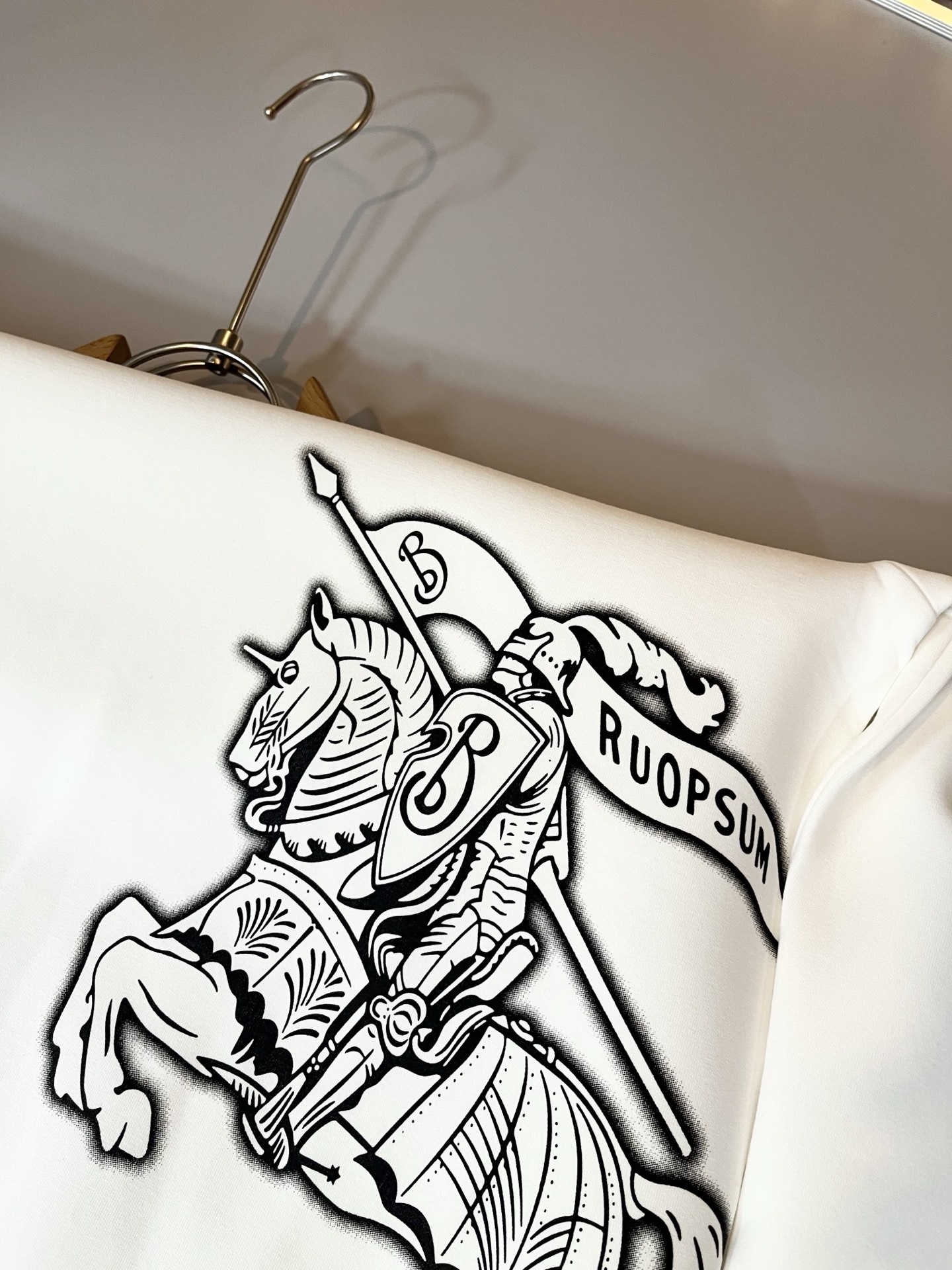 BURBER*Y巴*莉 2025秋冬新款男女同款👫基础休闲百搭棉质圆领卫衣，男女同款卫衣！贸易公司渠道稀