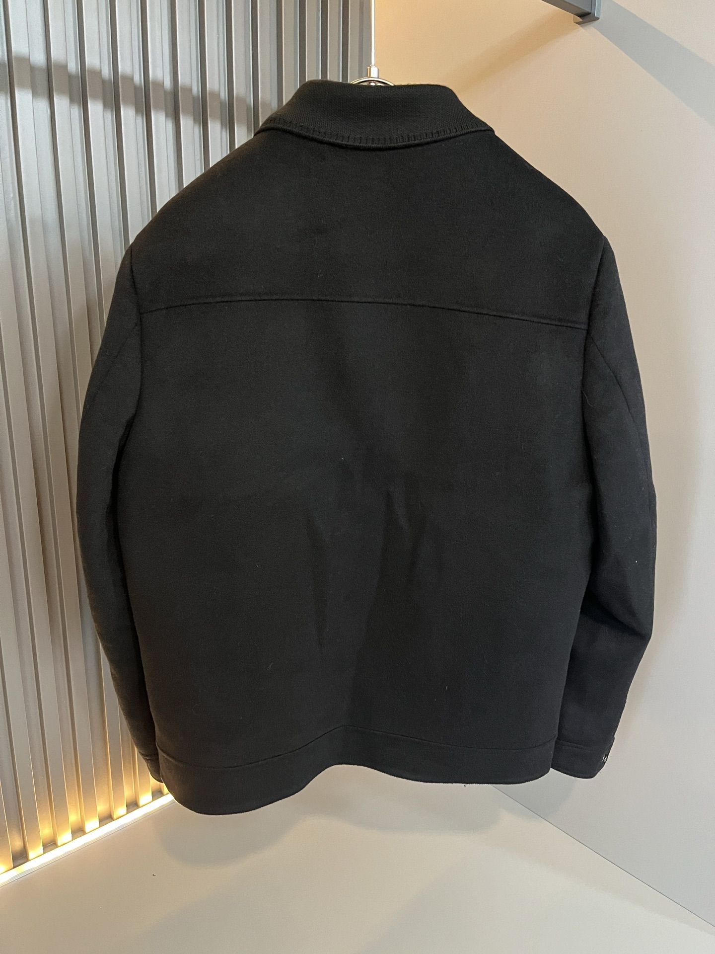 Loro Piana诺悠翩雅 2025秋冬新品男士休闲夹克外套，外贸公司订单！客供羊毛呢材质，胸前五金l