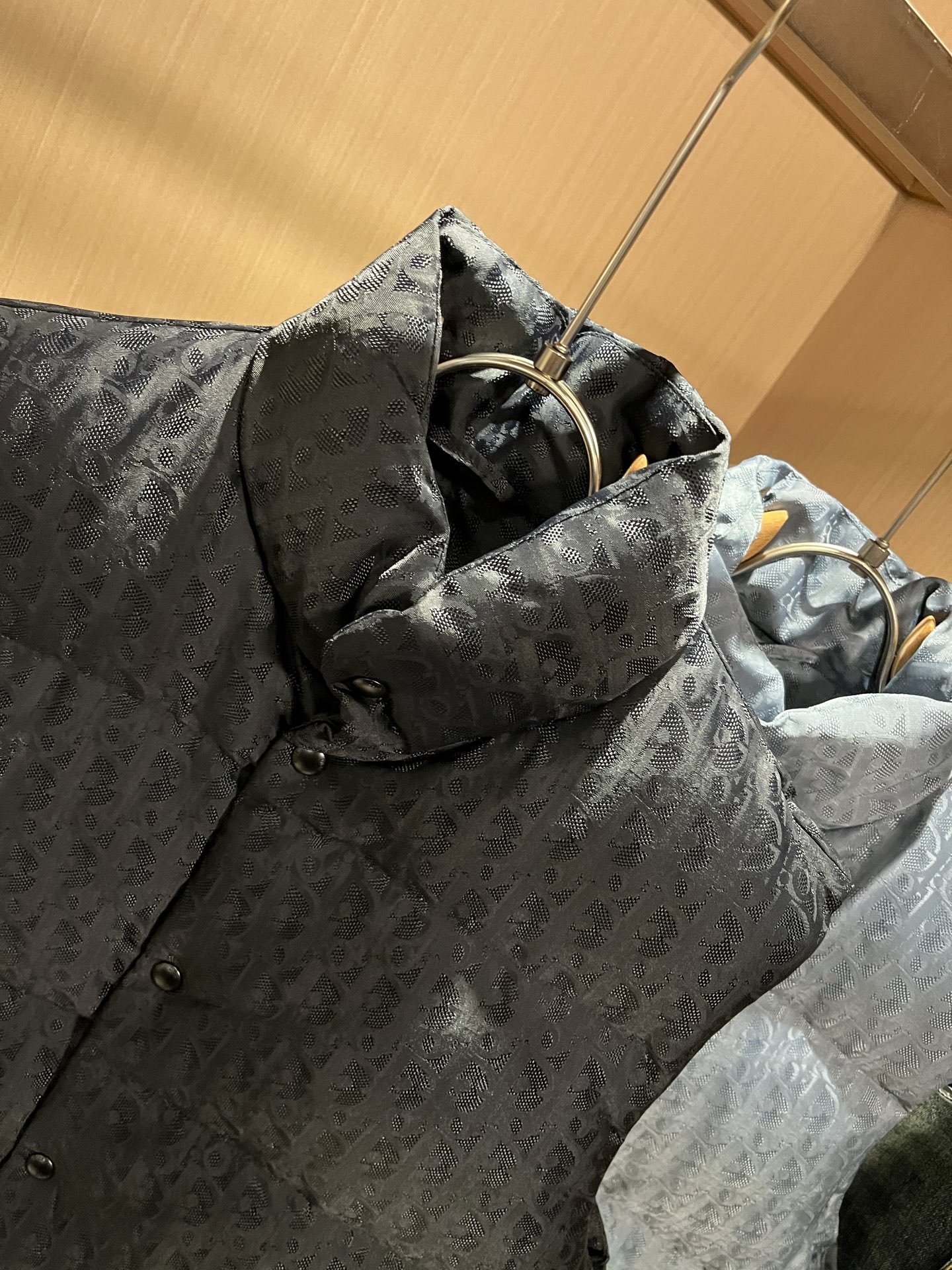 Dio*r迪*奥2025秋冬男女同款👫休闲羽绒马甲外套，最新时尚休闲夹克，贸易公司渠道稀出，同步官网发售