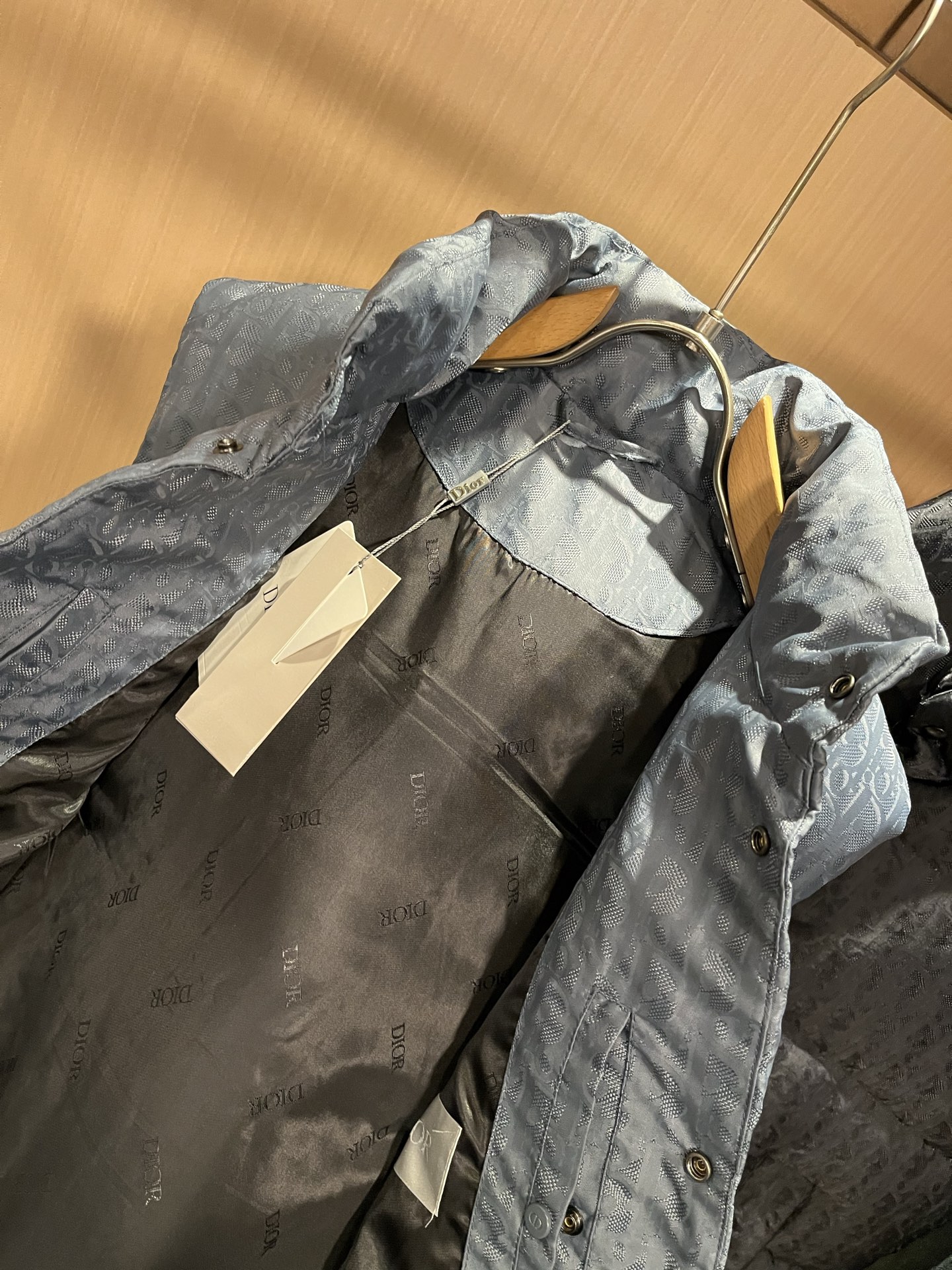 Dio*r迪*奥2025秋冬男女同款👫休闲羽绒马甲外套，最新时尚休闲夹克，贸易公司渠道稀出，同步官网发售