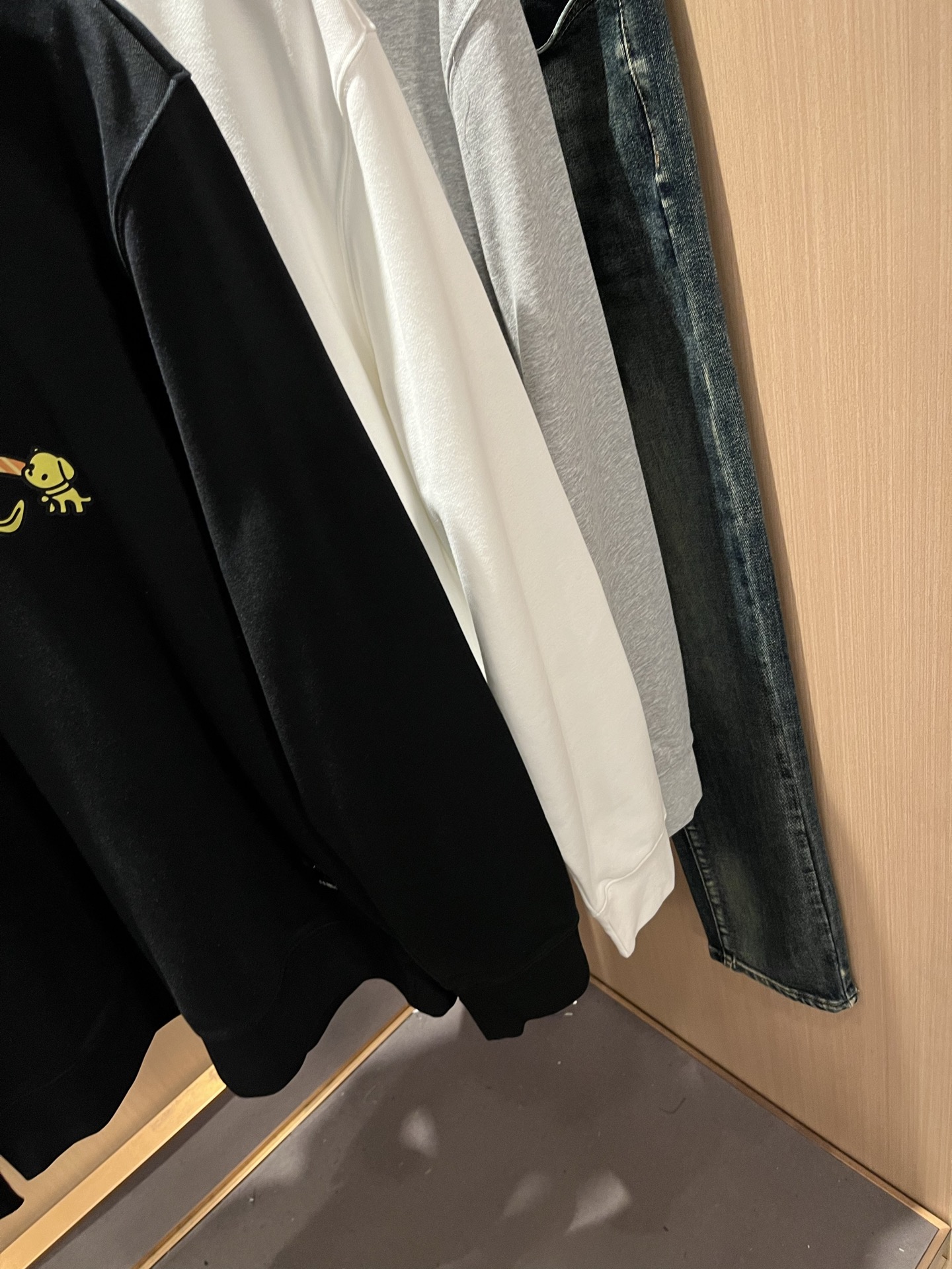 FEN*I 芬*迪2025秋冬新款FD家族男女同款小怪兽卫衣，男女同款👫百搭。意大利原厂订单，FD家族人