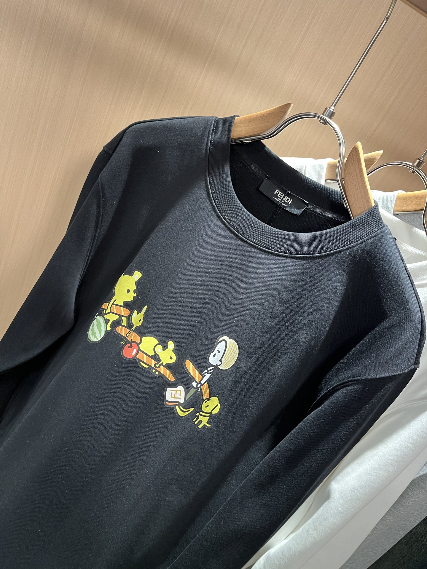 FEN*I 芬*迪2025秋冬新款FD家族男女同款小怪兽卫衣，男女同款👫百搭。意大利原厂订单，FD家族人