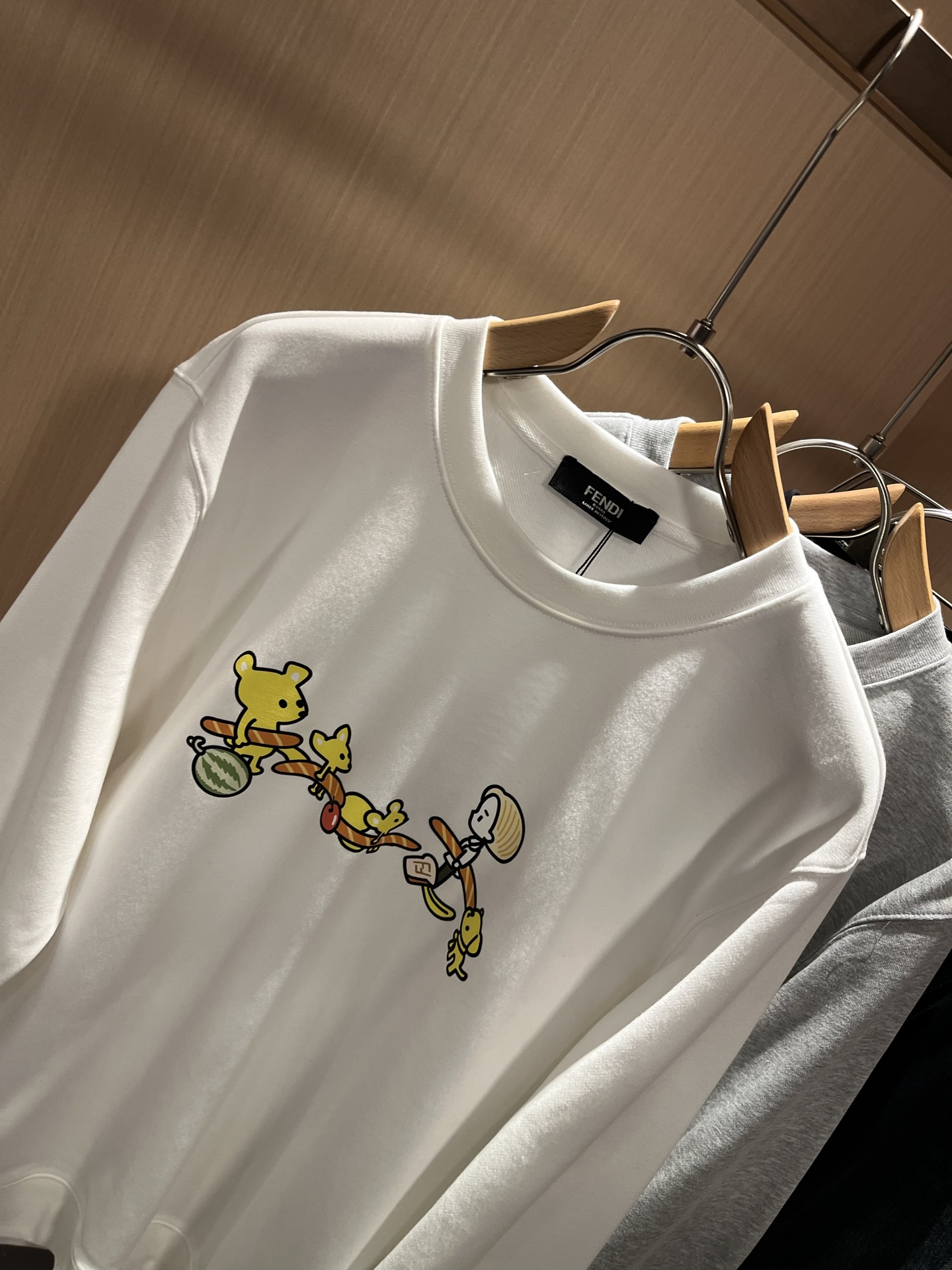 FEN*I 芬*迪2025秋冬新款FD家族男女同款小怪兽卫衣，男女同款👫百搭。意大利原厂订单，FD家族人