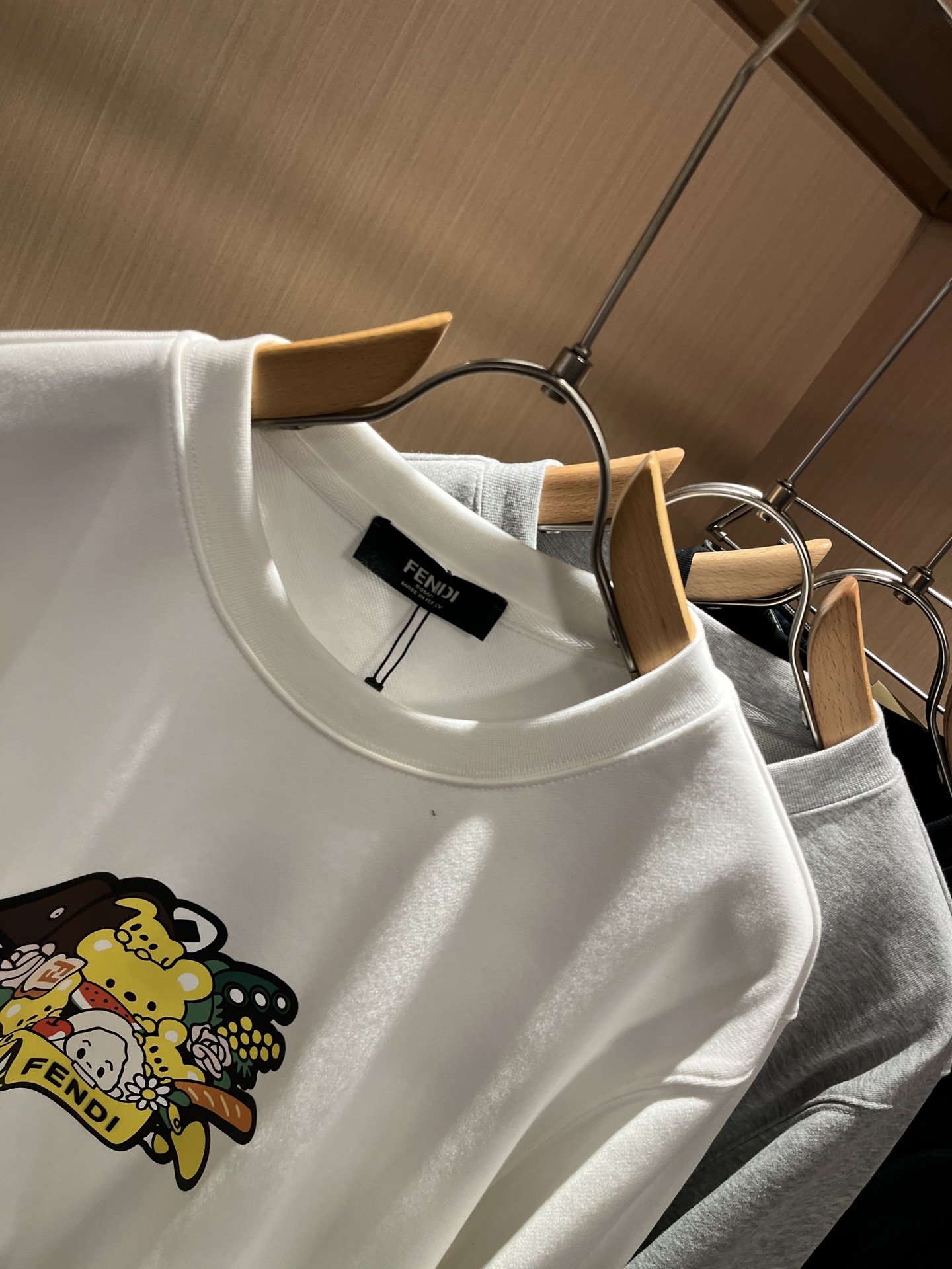 FEN*I 芬*迪2025秋冬新款FD家族男女同款小怪兽卫衣，男女同款👫百搭。意大利原厂订单，FD家族人