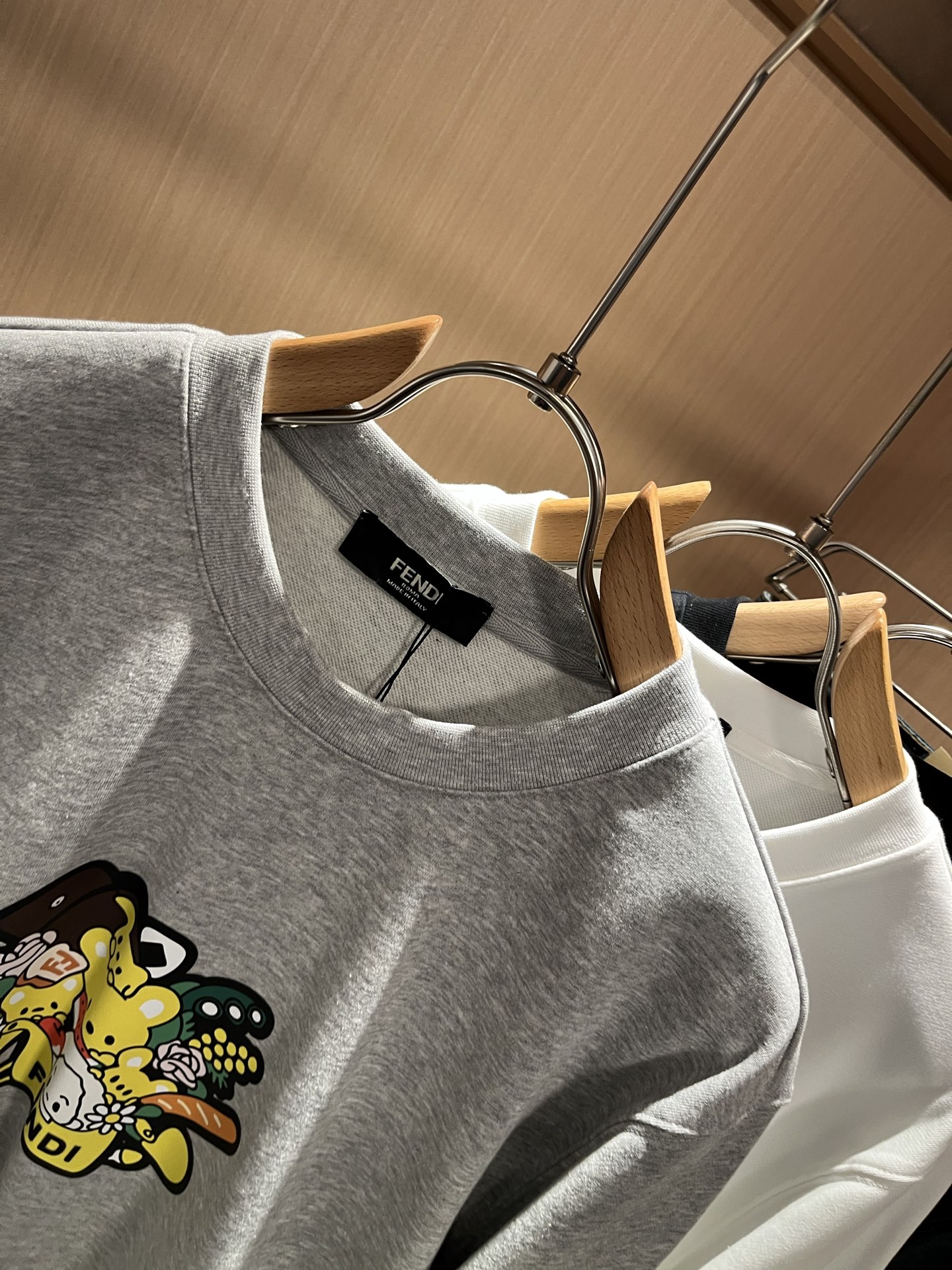 FEN*I 芬*迪2025秋冬新款FD家族男女同款小怪兽卫衣，男女同款👫百搭。意大利原厂订单，FD家族人