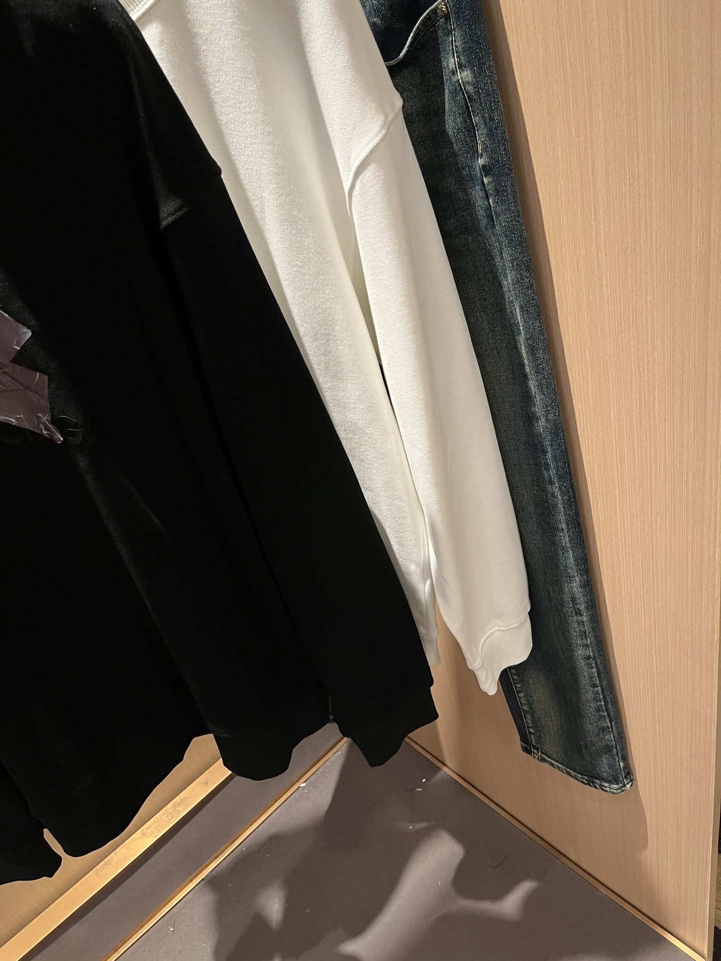 BALENCIA*巴黎*家 2025秋冬最新款百搭连帽卫衣，男女同款👫❤️经典标志图案字母logo图案压