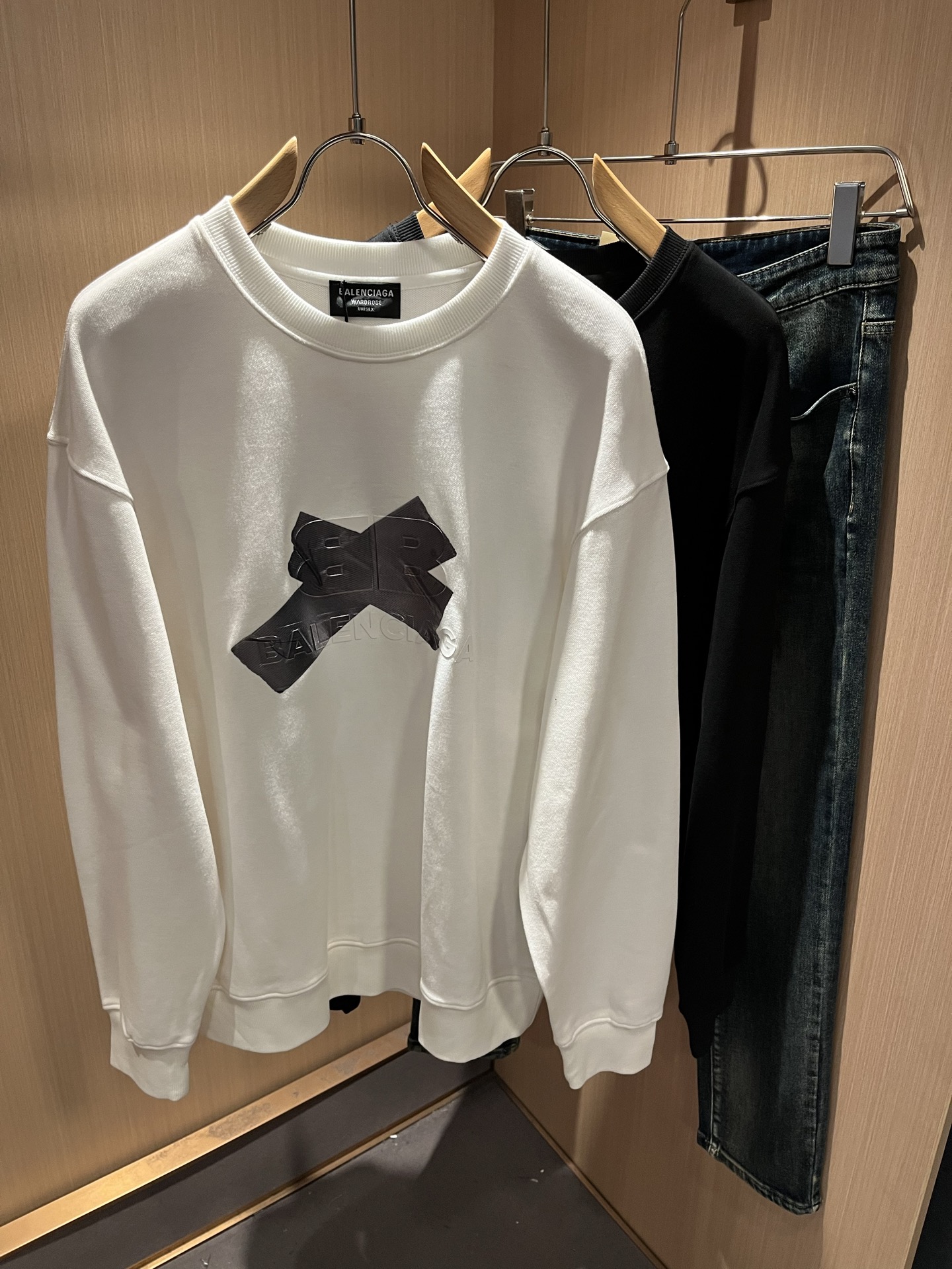 BALENCIA*巴黎*家 2025秋冬最新款百搭连帽卫衣，男女同款👫❤️经典标志图案字母logo图案压