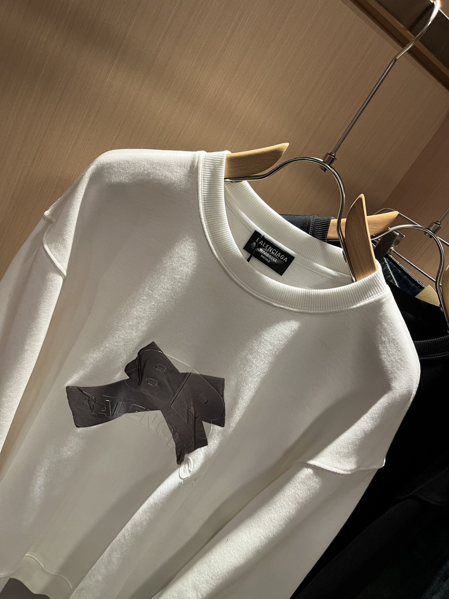 BALENCIA*巴黎*家 2025秋冬最新款百搭连帽卫衣，男女同款👫❤️经典标志图案字母logo图案压