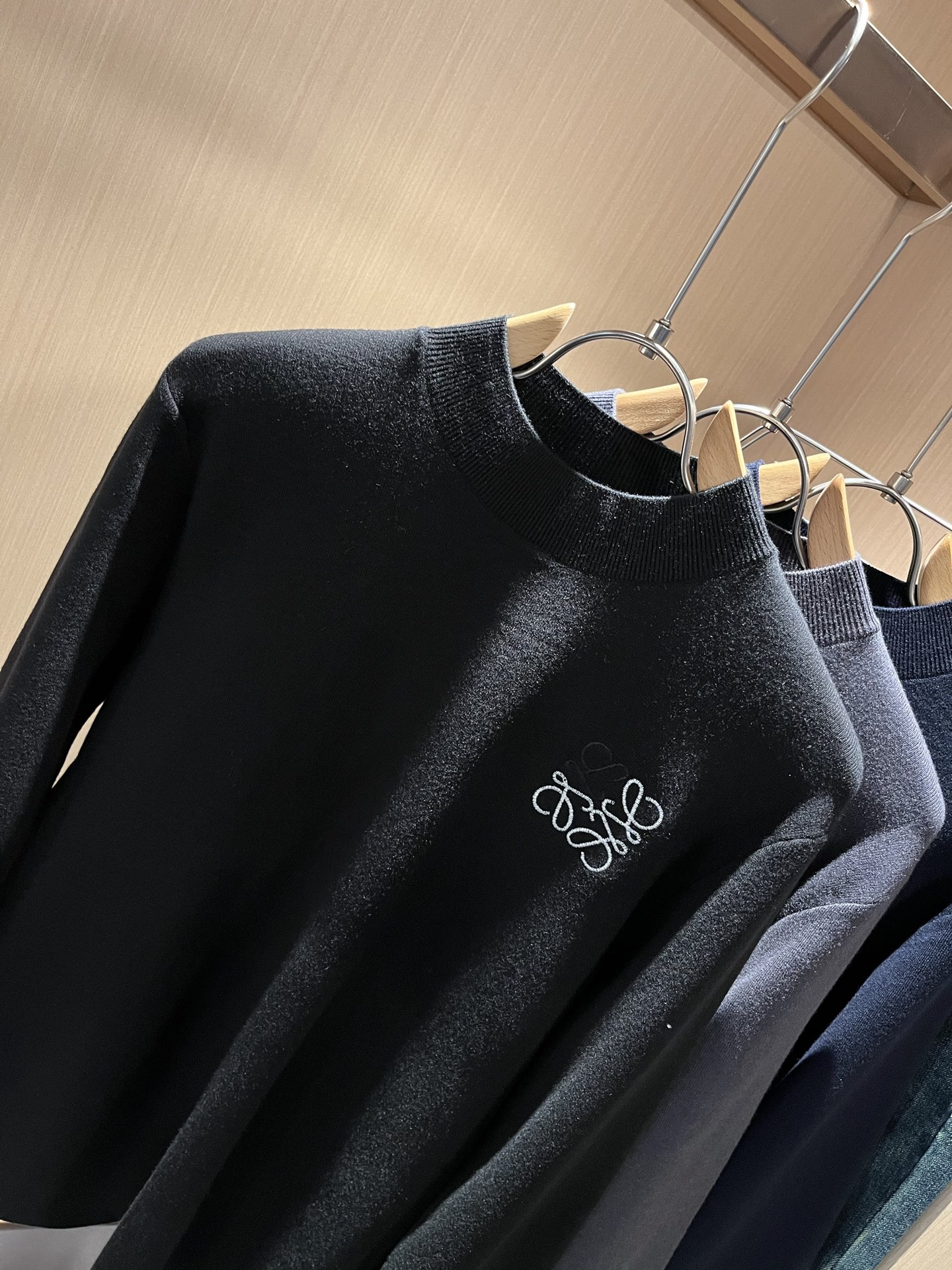 LO*WE/罗*威2025秋冬新款男女同款👫针织羊毛衫，贸易公司渠道货，2025年最新品，官柜同步售卖，