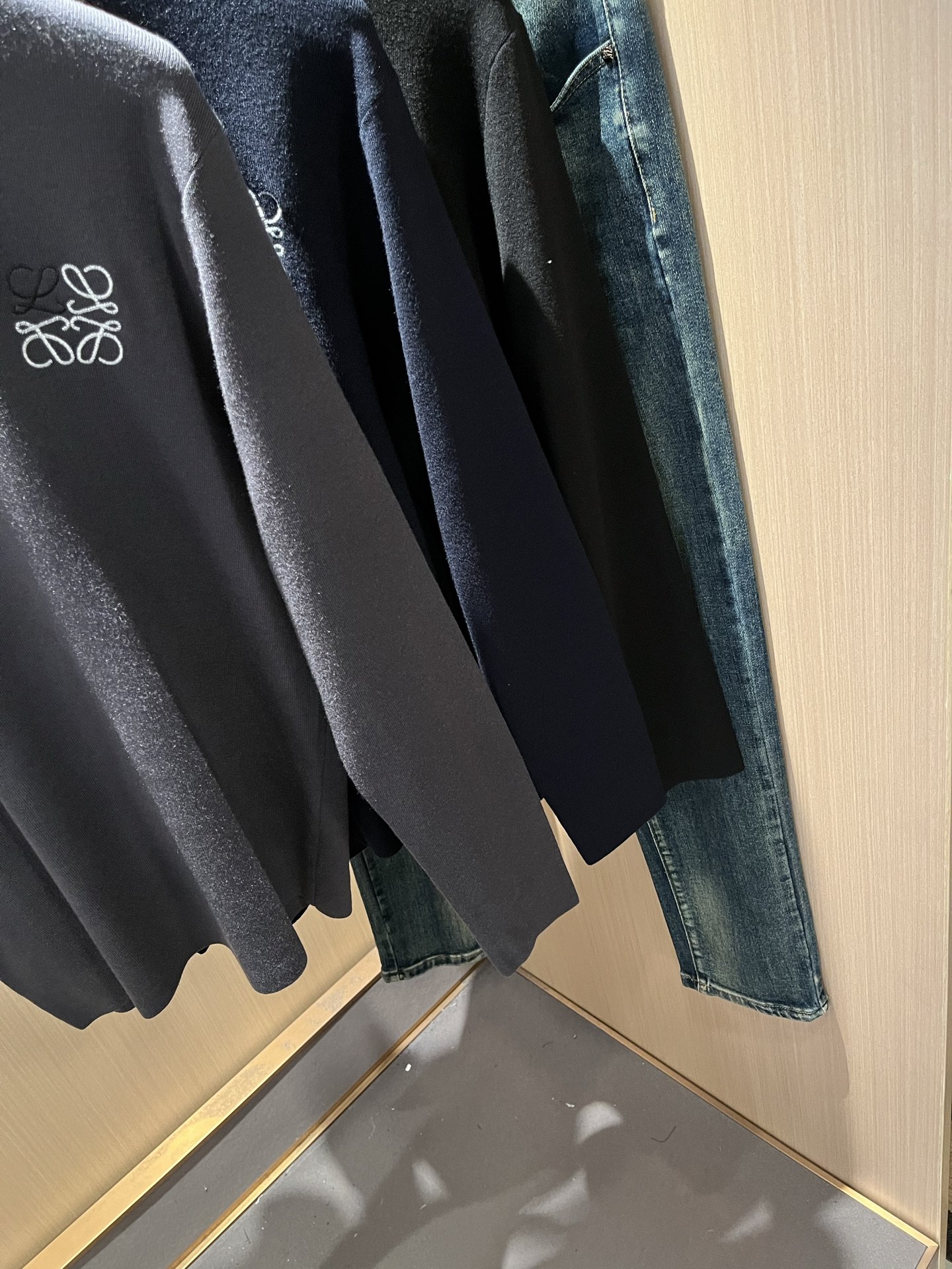 LO*WE/罗*威2025秋冬新款男女同款👫针织羊毛衫，贸易公司渠道货，2025年最新品，官柜同步售卖，