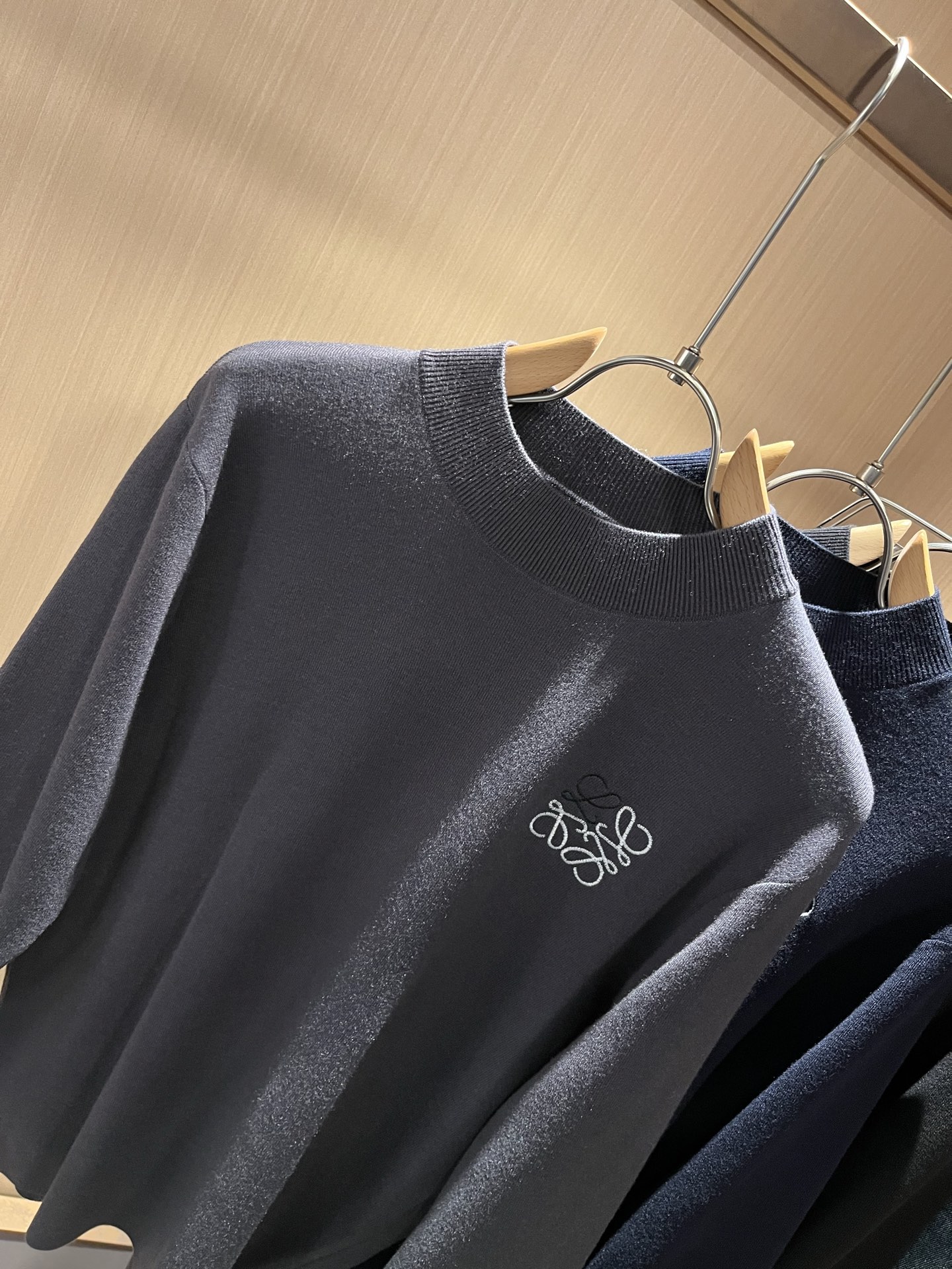 LO*WE/罗*威2025秋冬新款男女同款👫针织羊毛衫，贸易公司渠道货，2025年最新品，官柜同步售卖，