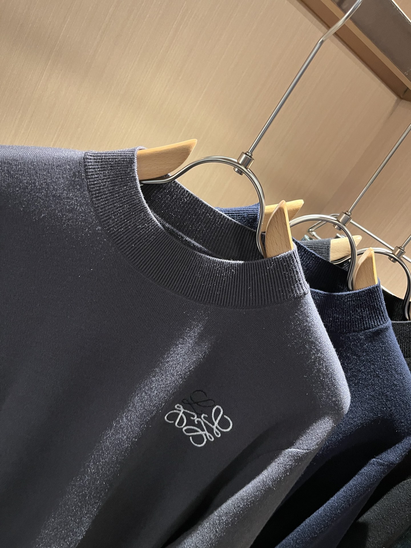 LO*WE/罗*威2025秋冬新款男女同款👫针织羊毛衫，贸易公司渠道货，2025年最新品，官柜同步售卖，