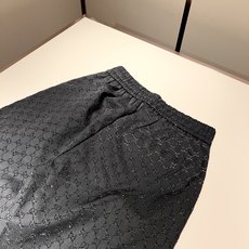 Gucc*古家 2025秋冬最新男女同款👫套装,贸易公司渠道稀出,同步官网发售 ! 新时尚元素设计 Gucc*古家 2025秋冬最新男女同款👫套装,贸易公司渠道稀出,同步官网发售 ! 新时尚元素设计