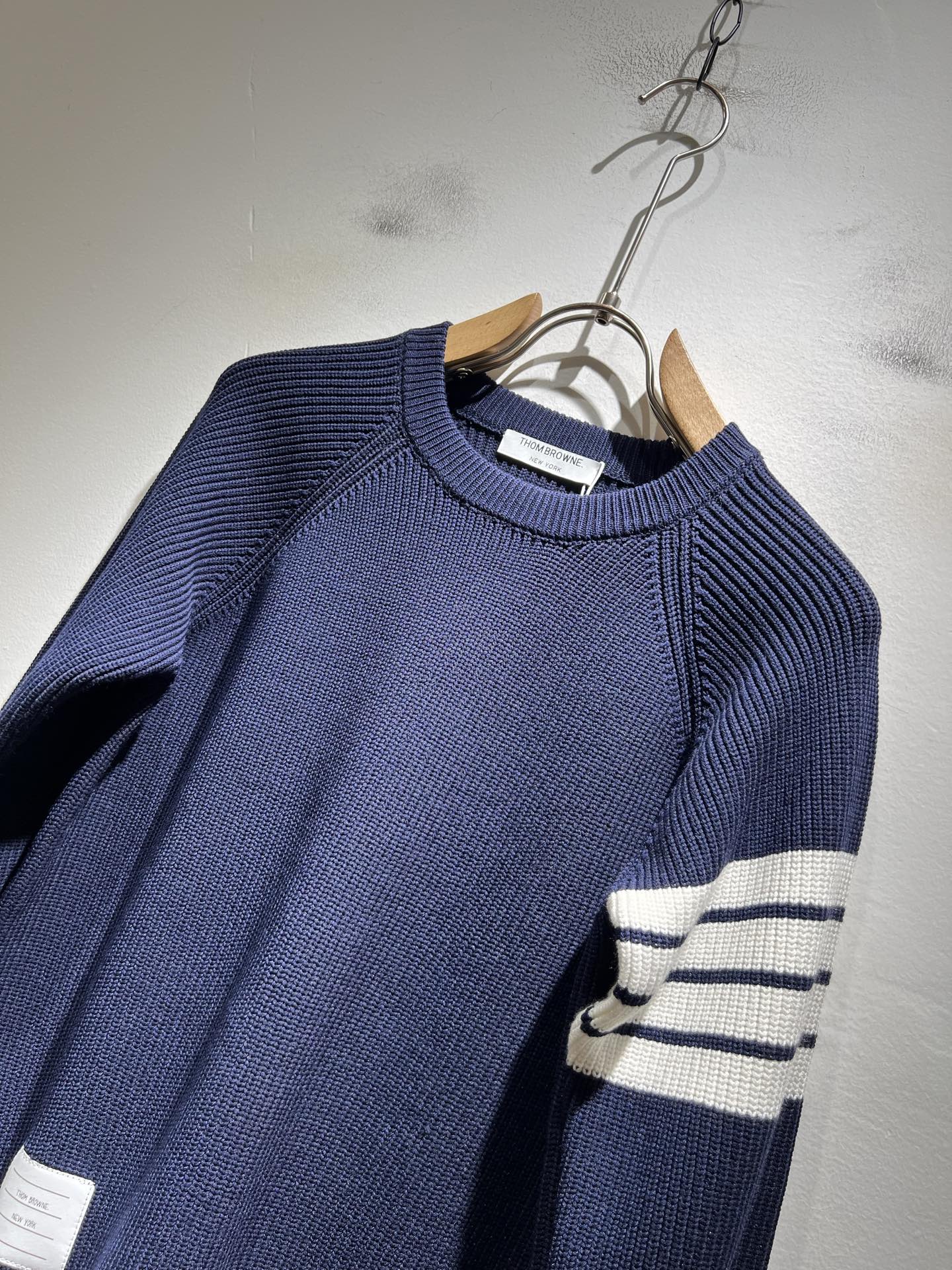 ThomBrow*e汤姆*朗2025秋冬新款男女同款👫针织羊毛衫，今年的专柜新品，男女同款👫超软羊毛面料