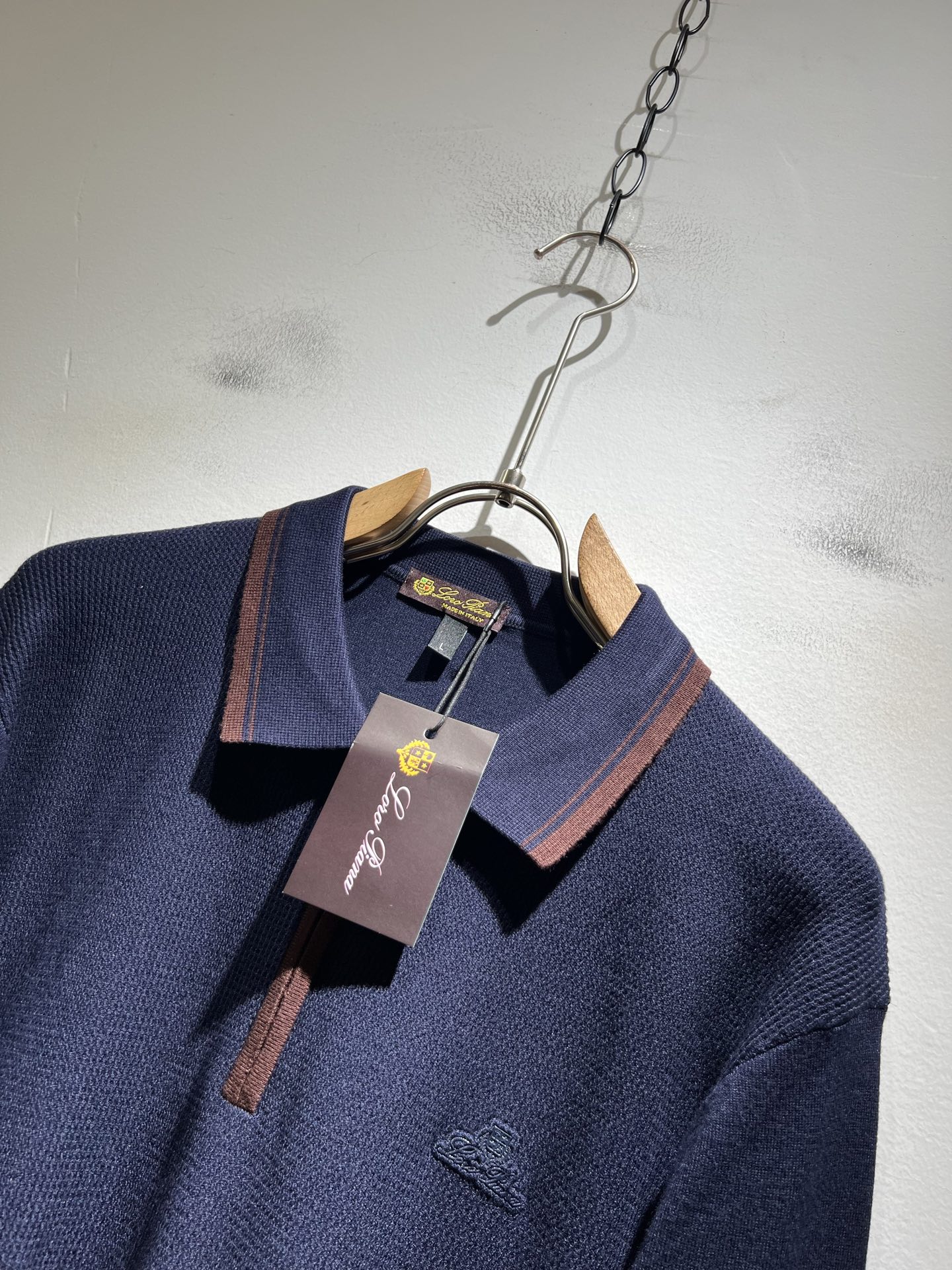 Loro Piana诺悠翩雅 2025秋冬男士最新的贸易订单针织羊毛衫，全品相！！上身舒适透气，不僵硬，