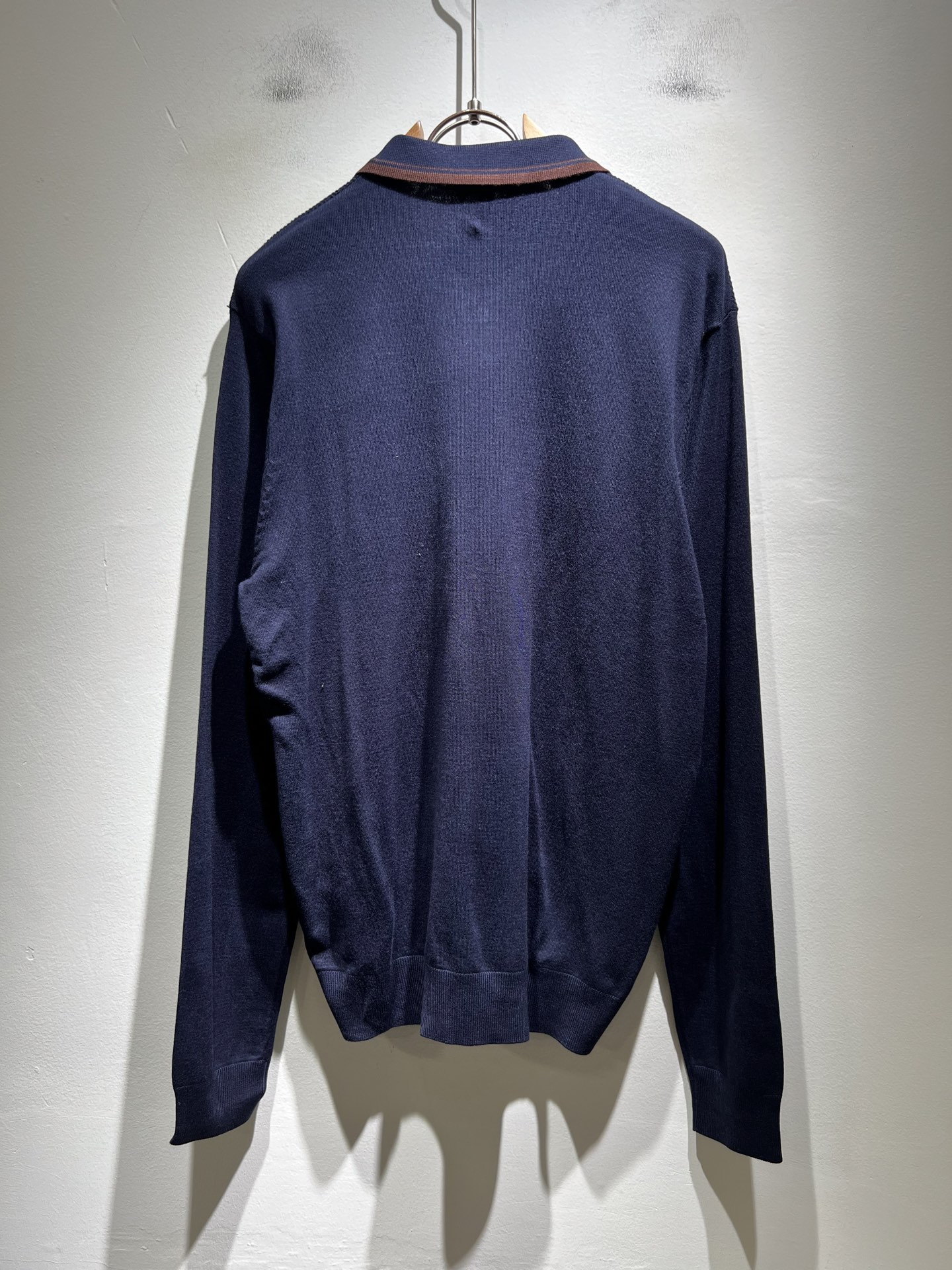 Loro Piana诺悠翩雅 2025秋冬男士最新的贸易订单针织羊毛衫，全品相！！上身舒适透气，不僵硬，