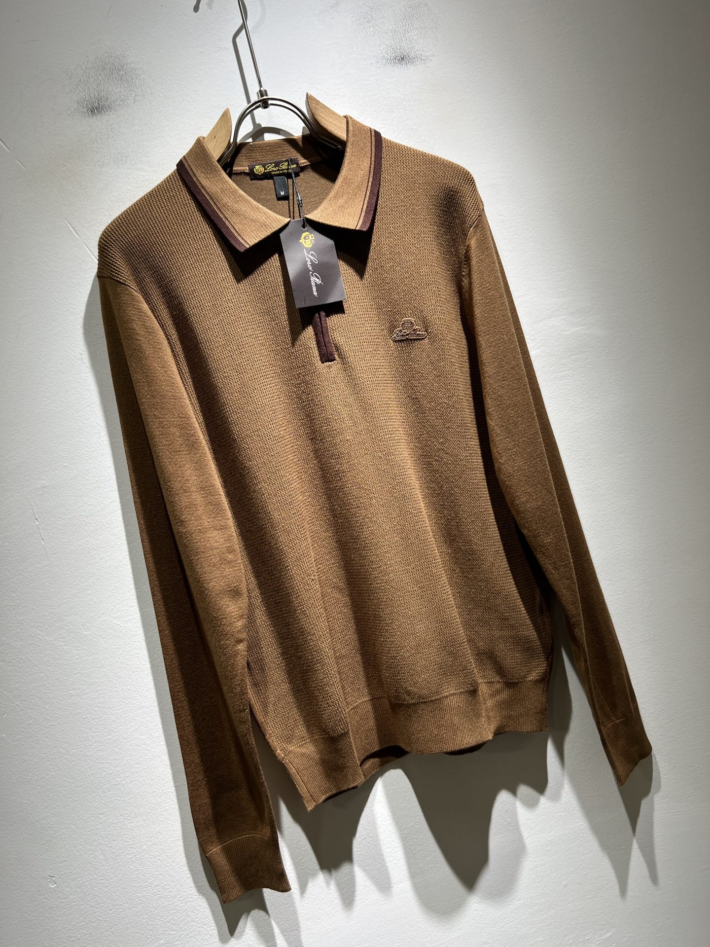 Loro Piana诺悠翩雅 2025秋冬男士最新的贸易订单针织羊毛衫，全品相！！上身舒适透气，不僵硬，