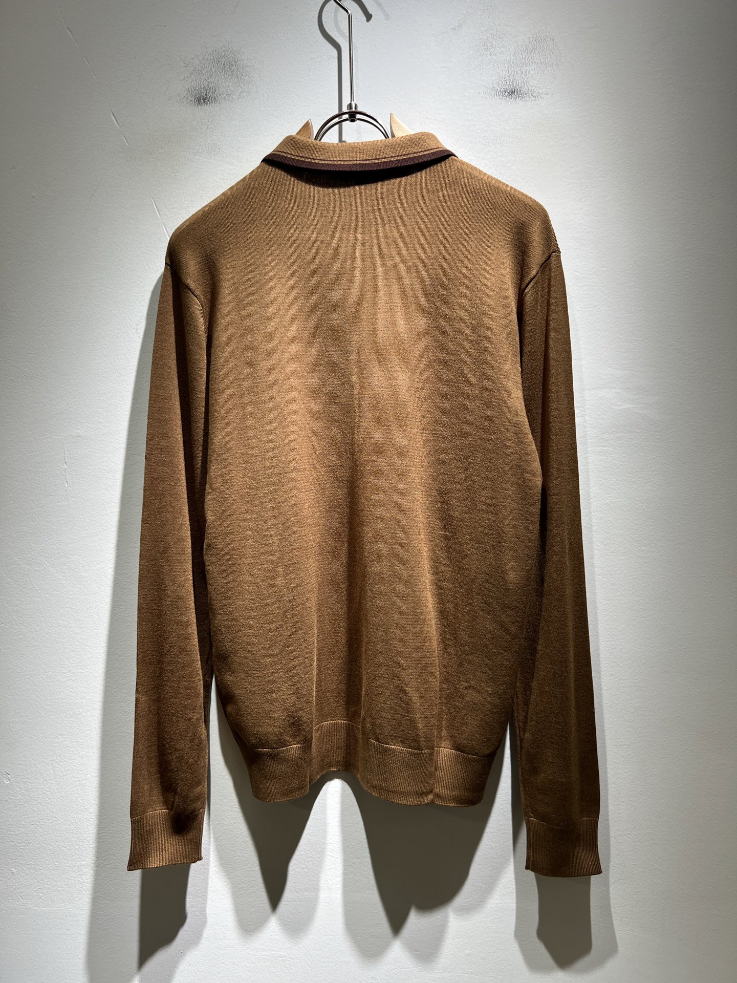 Loro Piana诺悠翩雅 2025秋冬男士最新的贸易订单针织羊毛衫，全品相！！上身舒适透气，不僵硬，