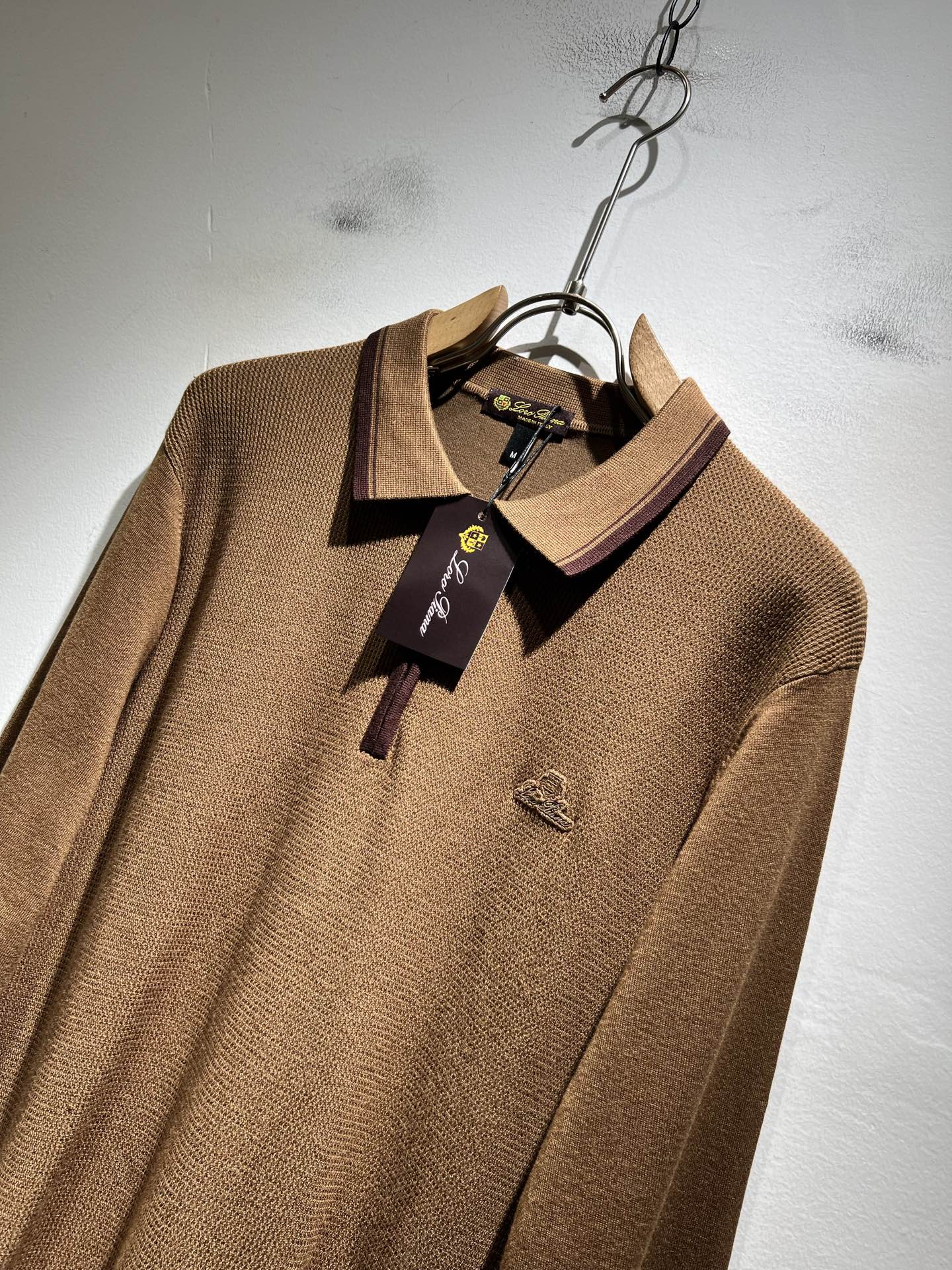 Loro Piana诺悠翩雅 2025秋冬男士最新的贸易订单针织羊毛衫，全品相！！上身舒适透气，不僵硬，