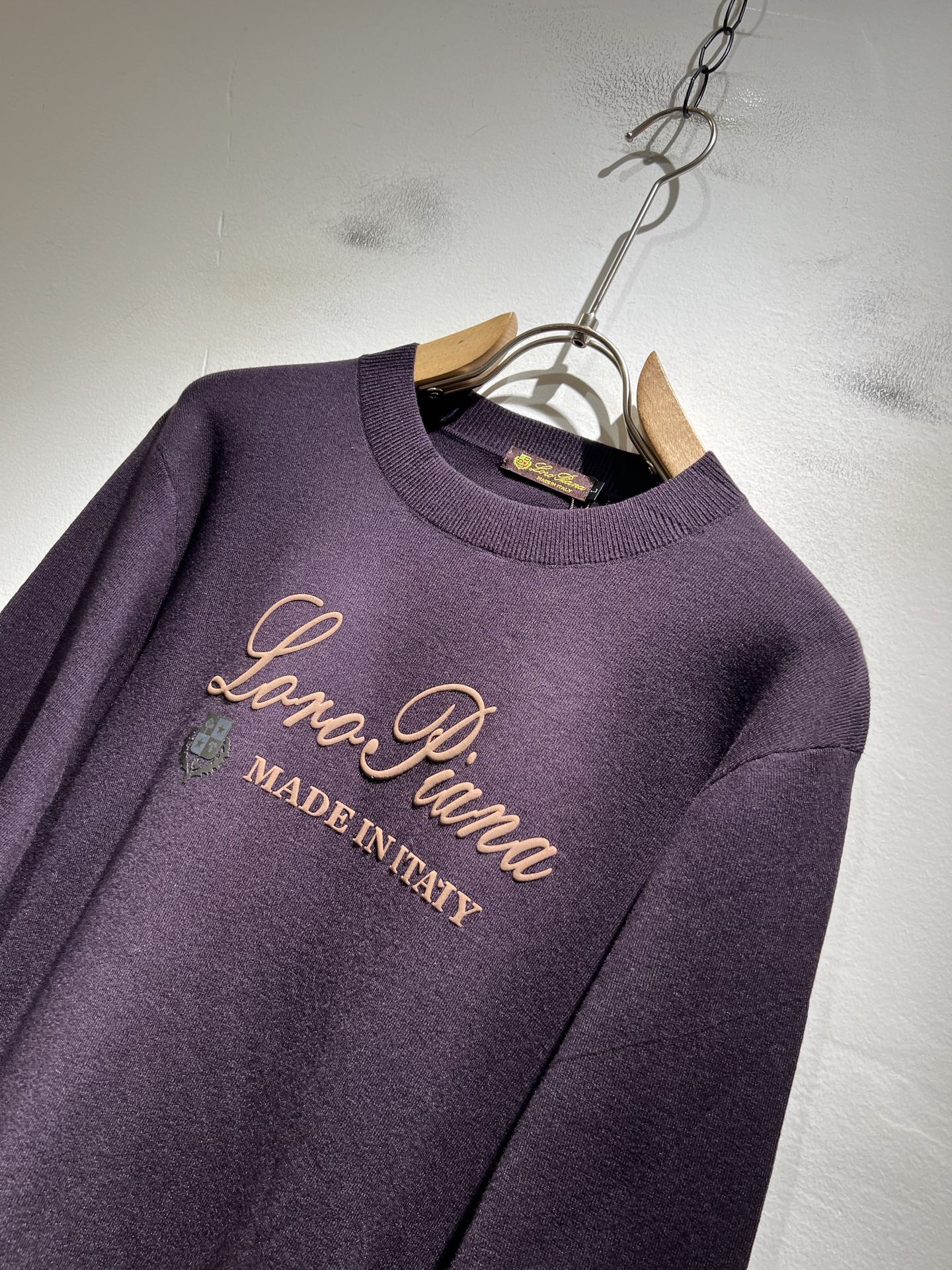 Loro Piana诺悠翩雅 2025秋冬男士最新的贸易订单针织羊毛衫，全品相！！上身舒适透气，不僵硬，