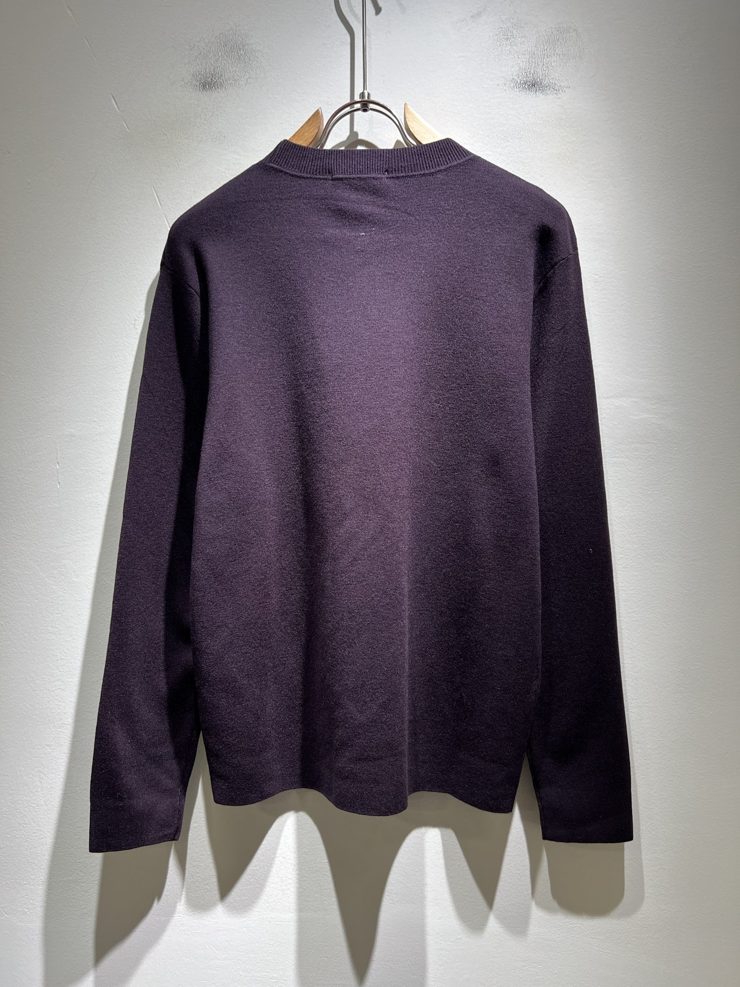 Loro Piana诺悠翩雅 2025秋冬男士最新的贸易订单针织羊毛衫，全品相！！上身舒适透气，不僵硬，