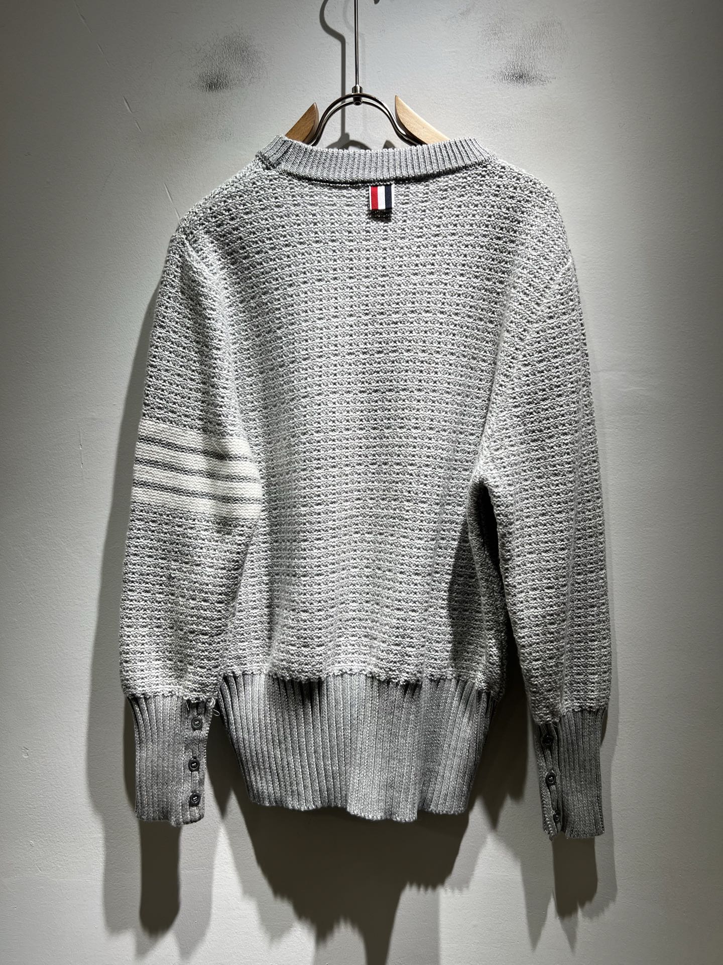 ThomBrow*e汤姆*朗2025秋冬新款男女同款👫针织羊毛衫，今年的专柜新品，男女同款👫超软羊毛面料