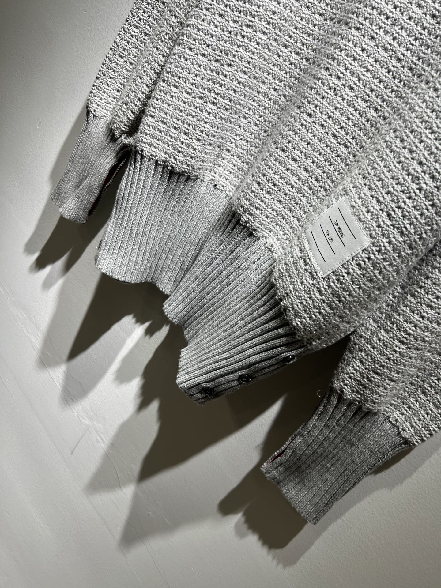 ThomBrow*e汤姆*朗2025秋冬新款男女同款👫针织羊毛衫，今年的专柜新品，男女同款👫超软羊毛面料