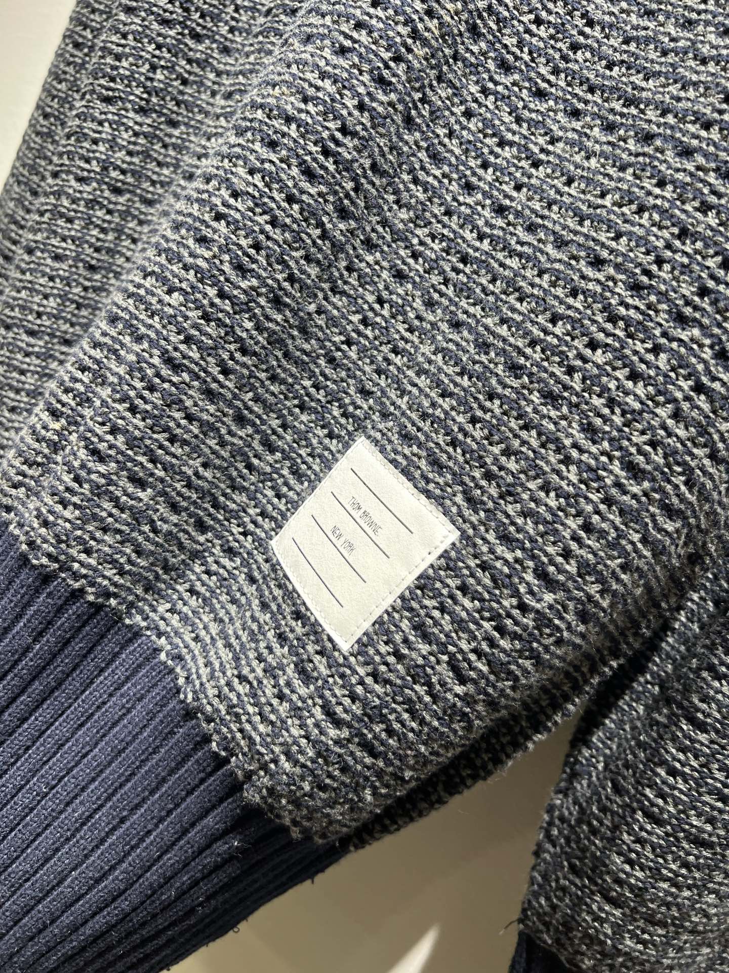 ThomBrow*e汤姆*朗2025秋冬新款男女同款👫针织羊毛衫，今年的专柜新品，男女同款👫超软羊毛面料