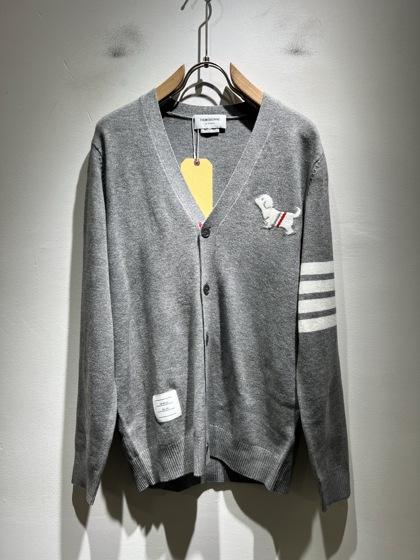 ThomBrow*e汤姆*朗2025秋冬新款男女同款👫针织羊毛开衫，今年的专柜新品，男女同款👫超软羊毛面