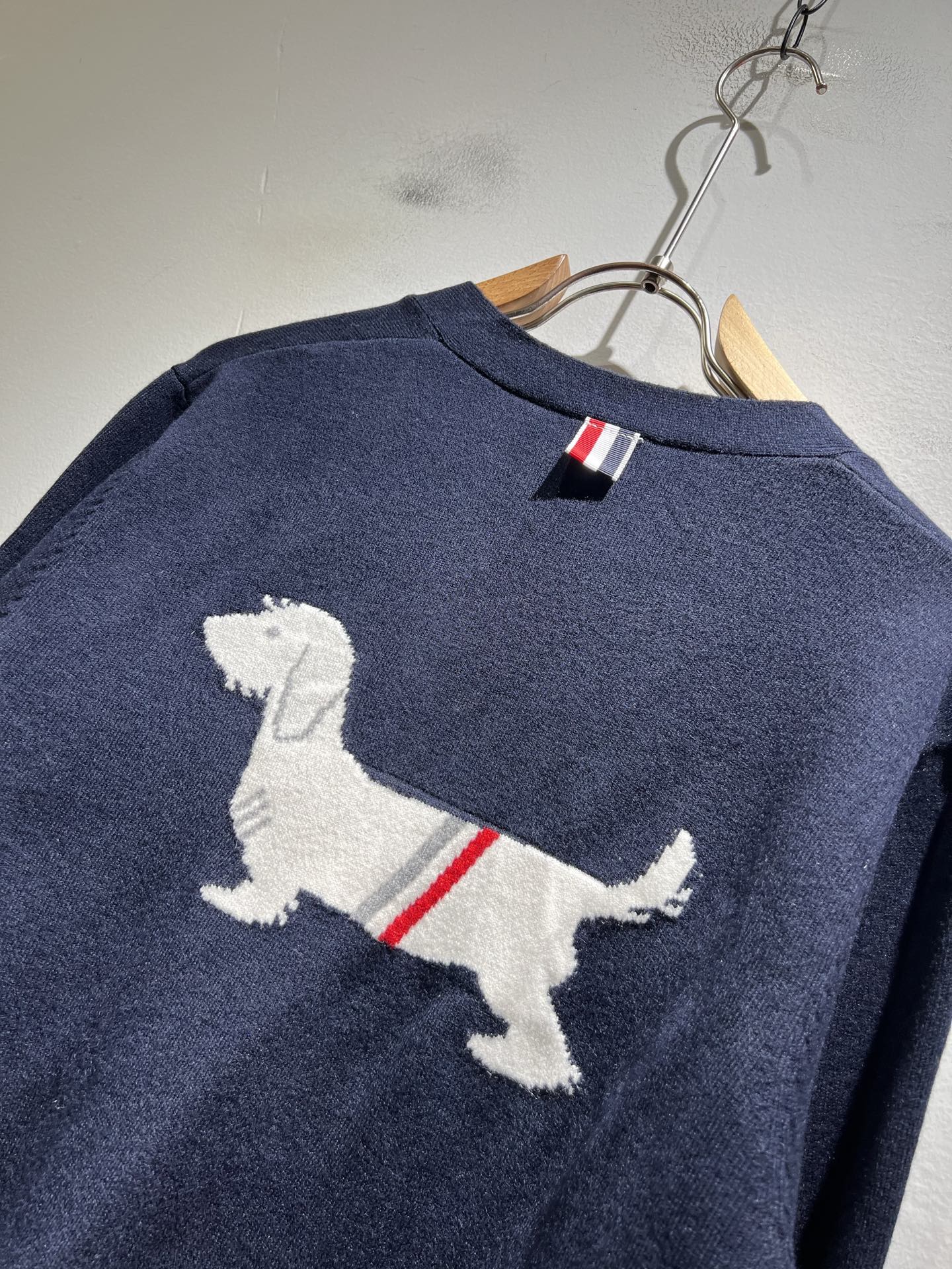 ThomBrow*e汤姆*朗2025秋冬新款男女同款👫针织羊毛开衫，今年的专柜新品，男女同款👫超软羊毛面