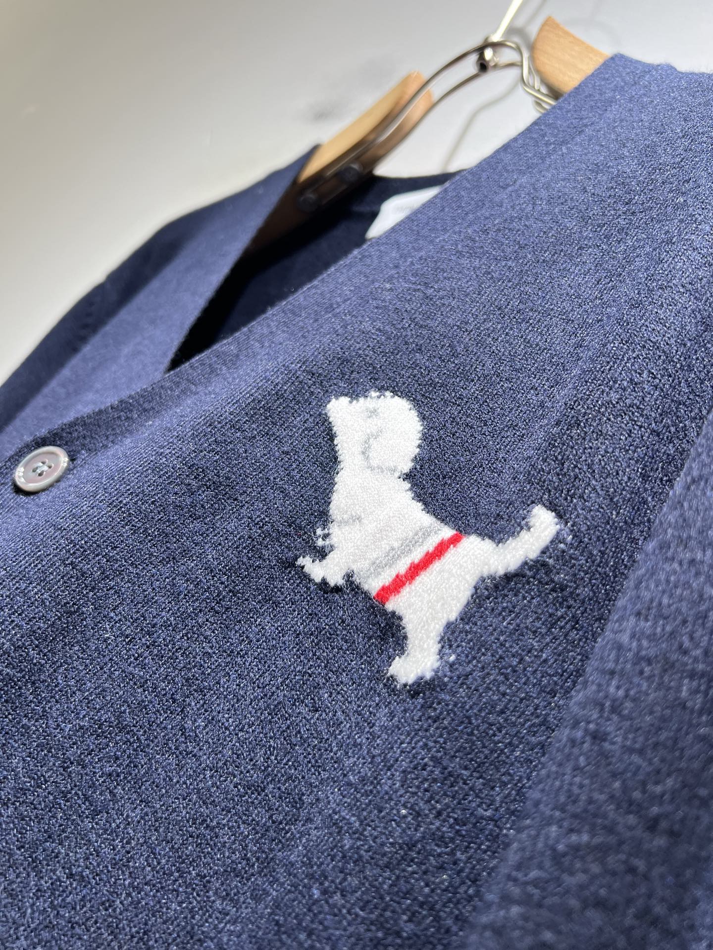 ThomBrow*e汤姆*朗2025秋冬新款男女同款👫针织羊毛开衫，今年的专柜新品，男女同款👫超软羊毛面