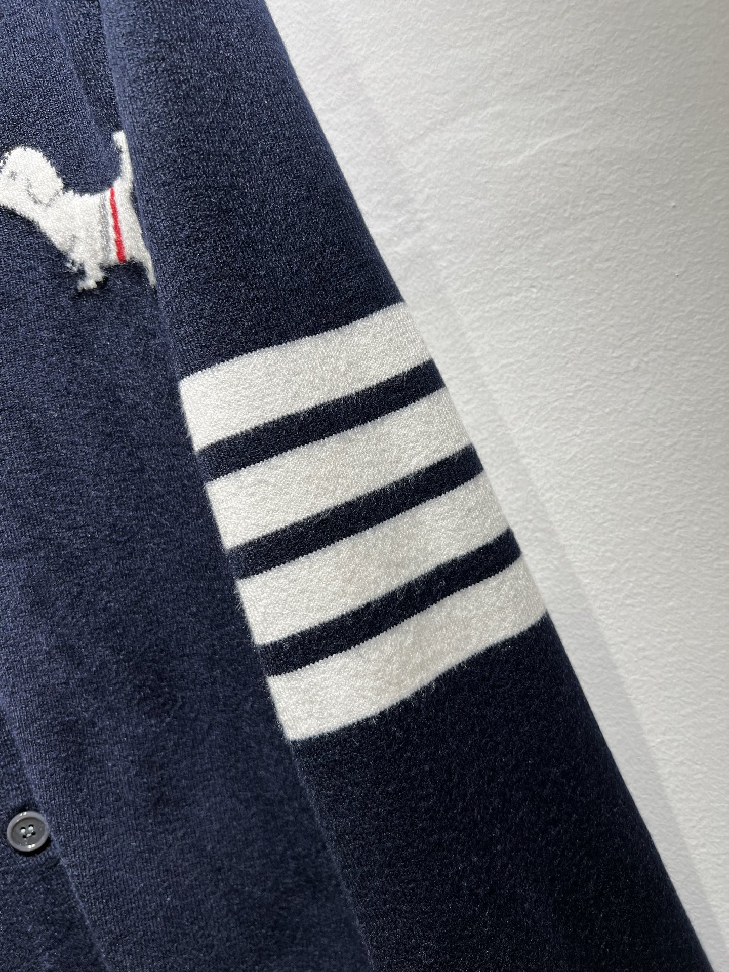 ThomBrow*e汤姆*朗2025秋冬新款男女同款👫针织羊毛开衫，今年的专柜新品，男女同款👫超软羊毛面