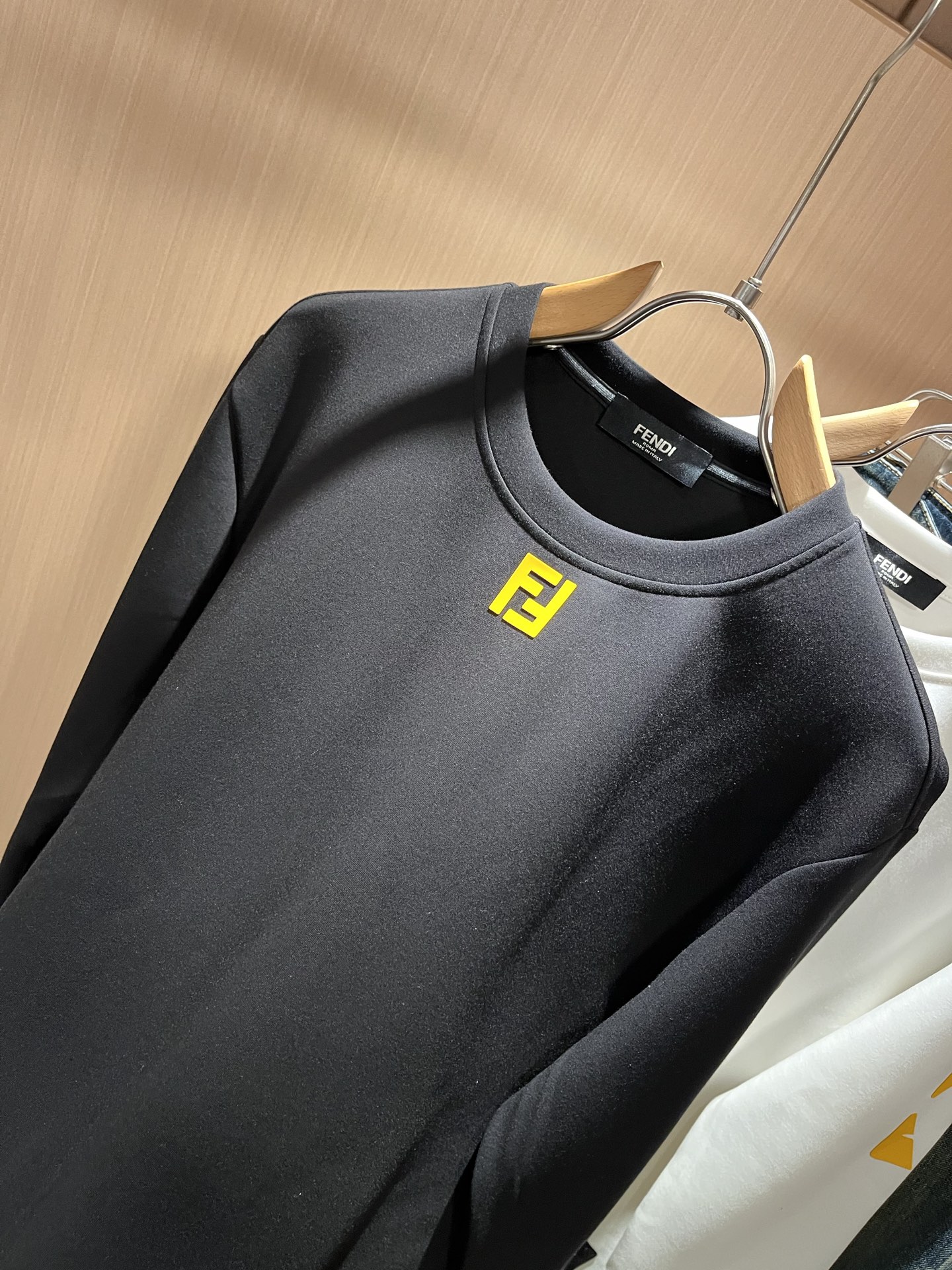 【⚠️最大穿240斤】 FEN*I 芬*迪2025秋冬新款FD家族男女同款卫衣，男女同款👫百搭。意大利原