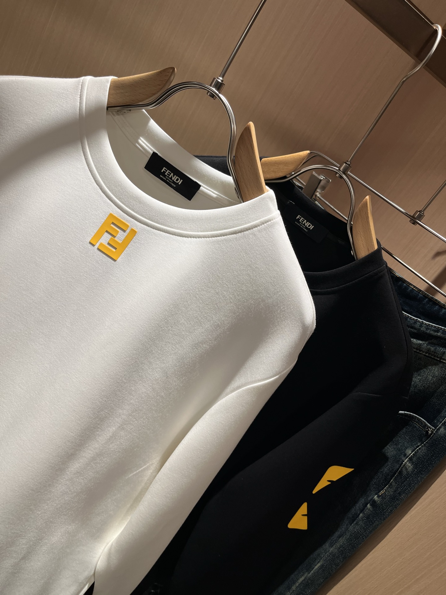 【⚠️最大穿240斤】 FEN*I 芬*迪2025秋冬新款FD家族男女同款卫衣，男女同款👫百搭。意大利原