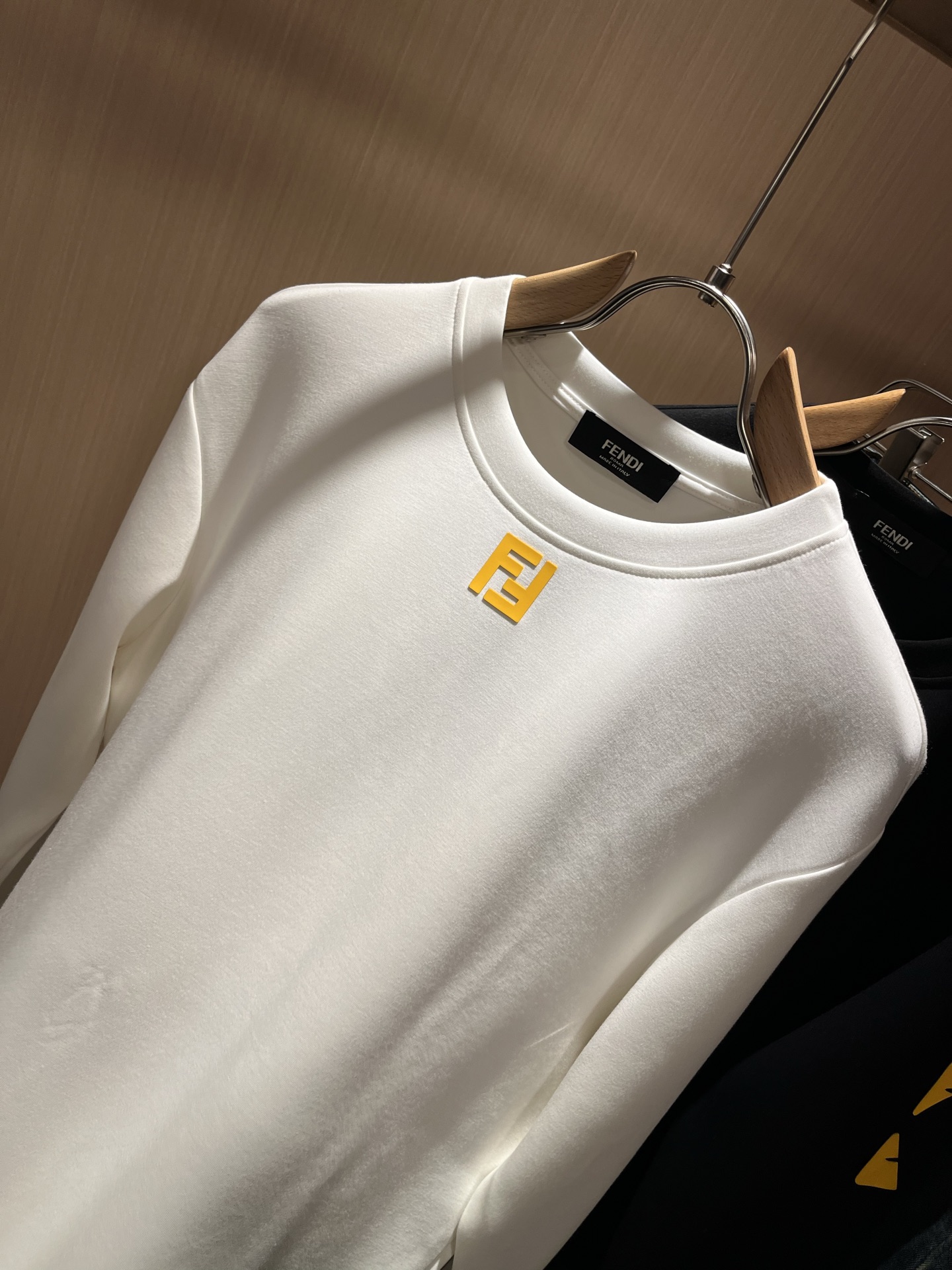 【⚠️最大穿240斤】 FEN*I 芬*迪2025秋冬新款FD家族男女同款卫衣，男女同款👫百搭。意大利原