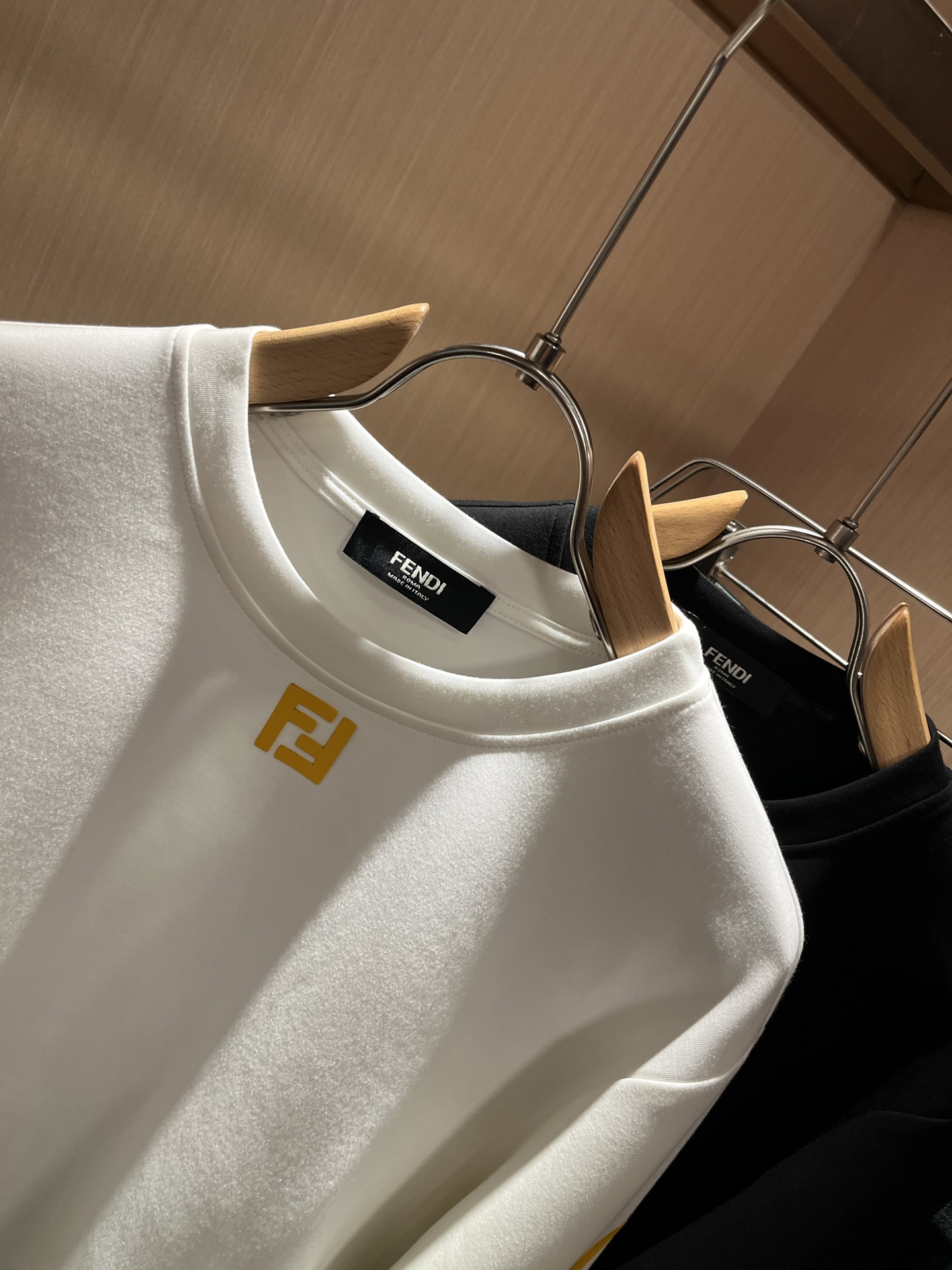 【⚠️最大穿240斤】 FEN*I 芬*迪2025秋冬新款FD家族男女同款卫衣，男女同款👫百搭。意大利原