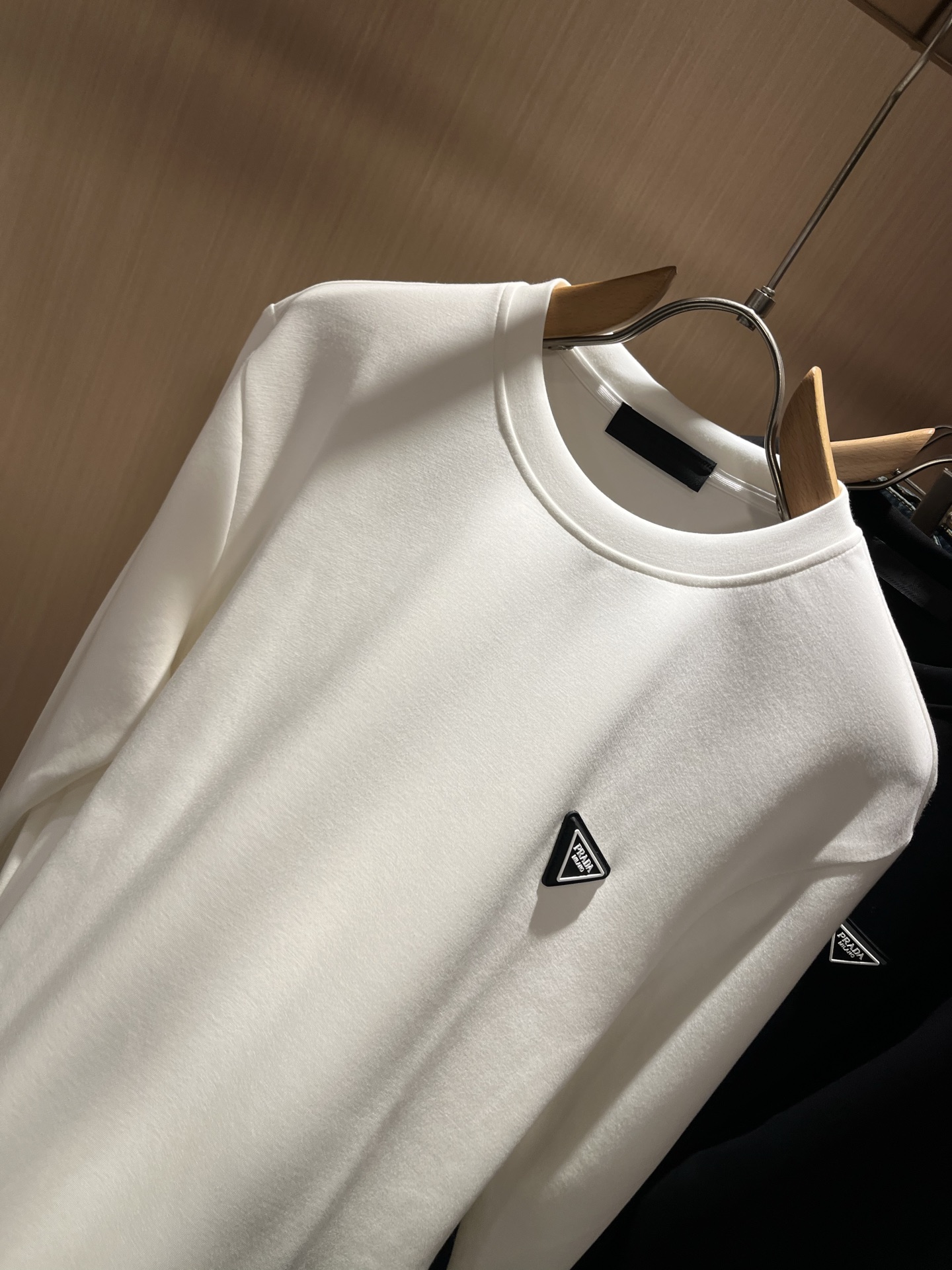 【⚠️最大穿240斤】 PRAD*A普*达2025秋冬新款男女同款👫卫衣，最新款全网独家首上！！~既经典