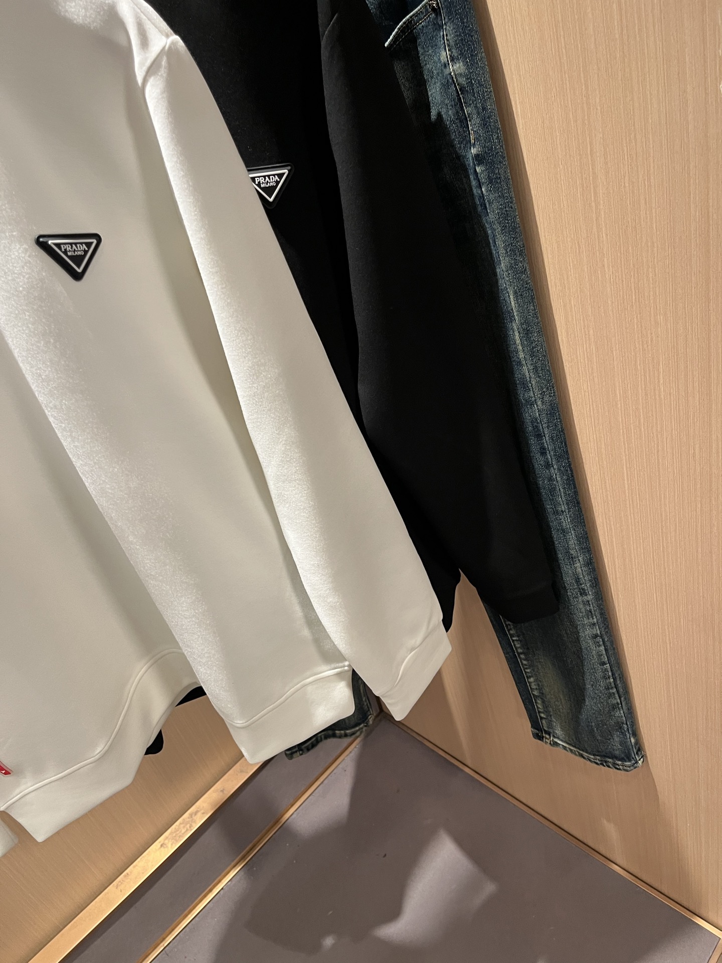 【⚠️最大穿240斤】 PRAD*A普*达2025秋冬新款男女同款👫卫衣，最新款全网独家首上！！~既经典